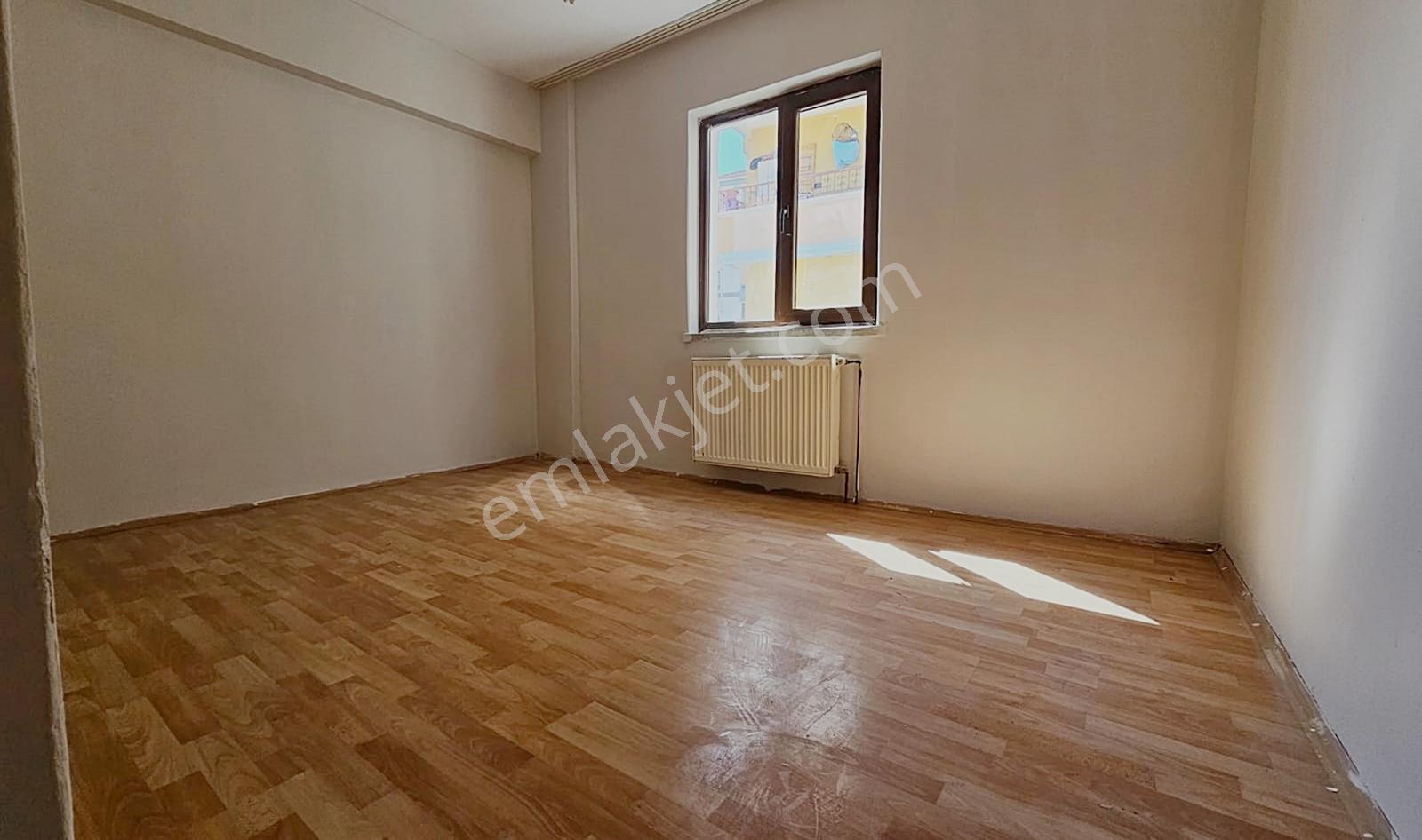 Çok Acil Uygun Fiyatlı-4.katta-3+1 Çift Balkonlu Daire - Görsel 20
