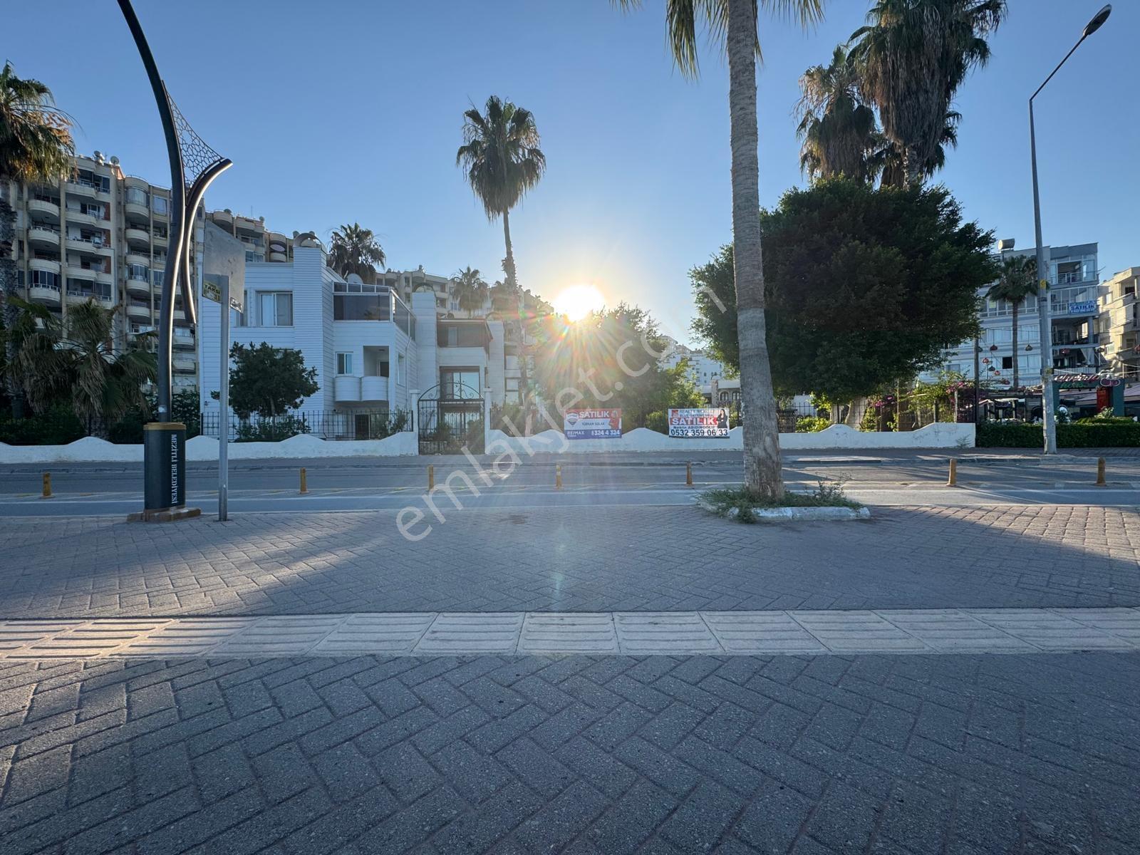 Remax Toros'tan Viranşehir'de Full Deniz Manzaralı Kiralık 3+1 - Görsel 13
