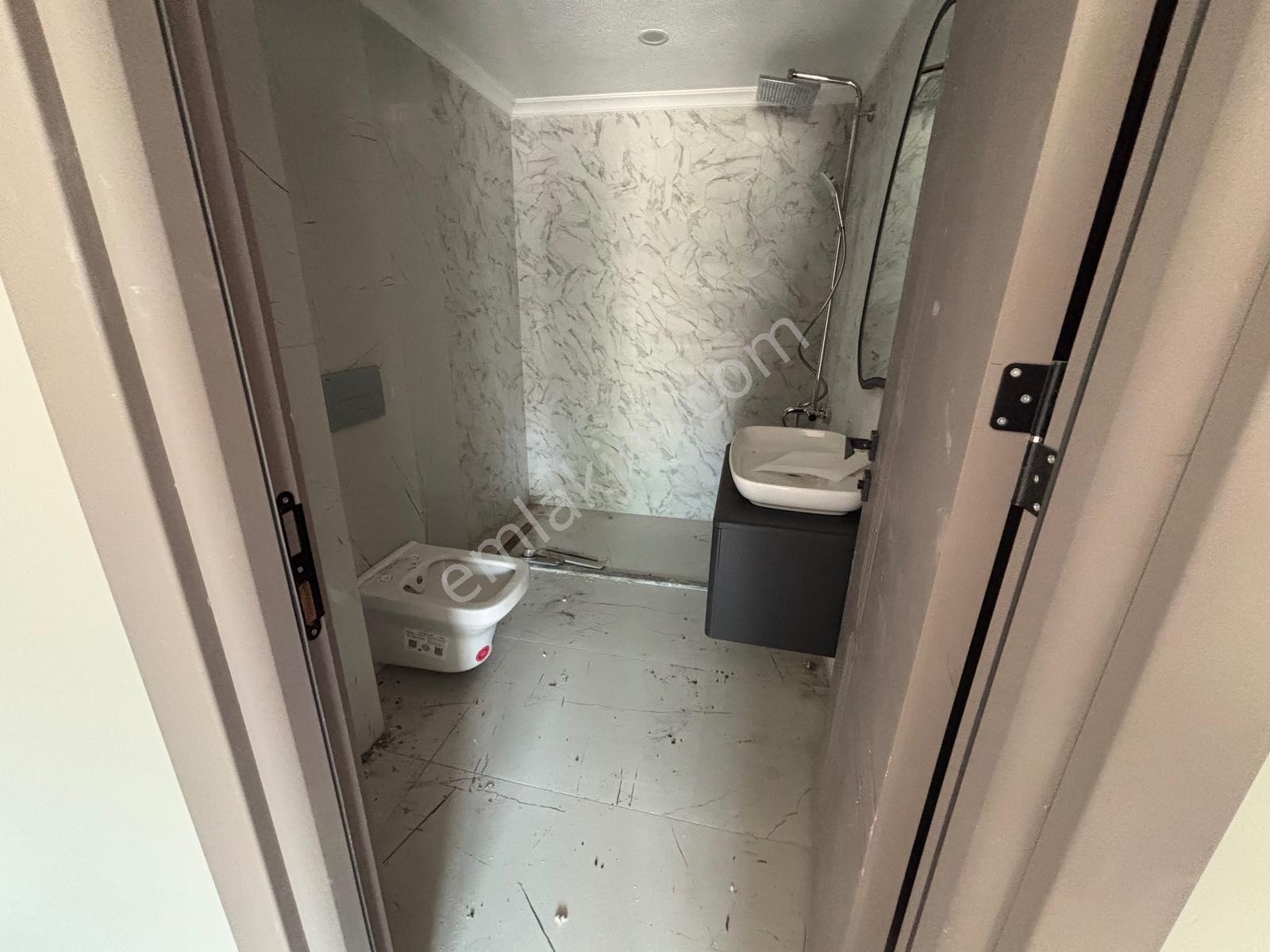 İzmit Körfez'de Bulunan 4+1 Deniz Manzaralı Lüks Havuzlu Villa - Görsel 26