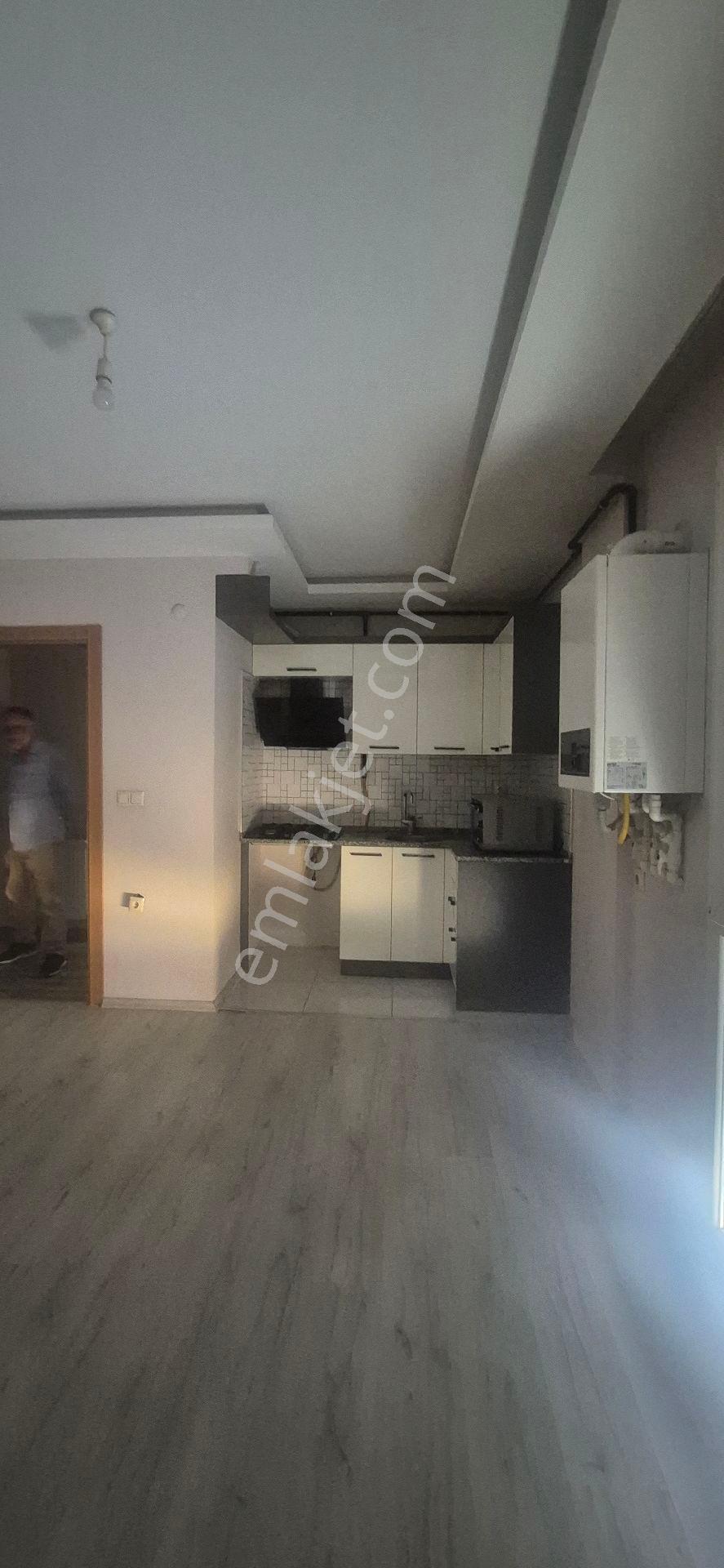 Bornova Doğanlar Da 1+1 Kiralık Daire - Görsel 11