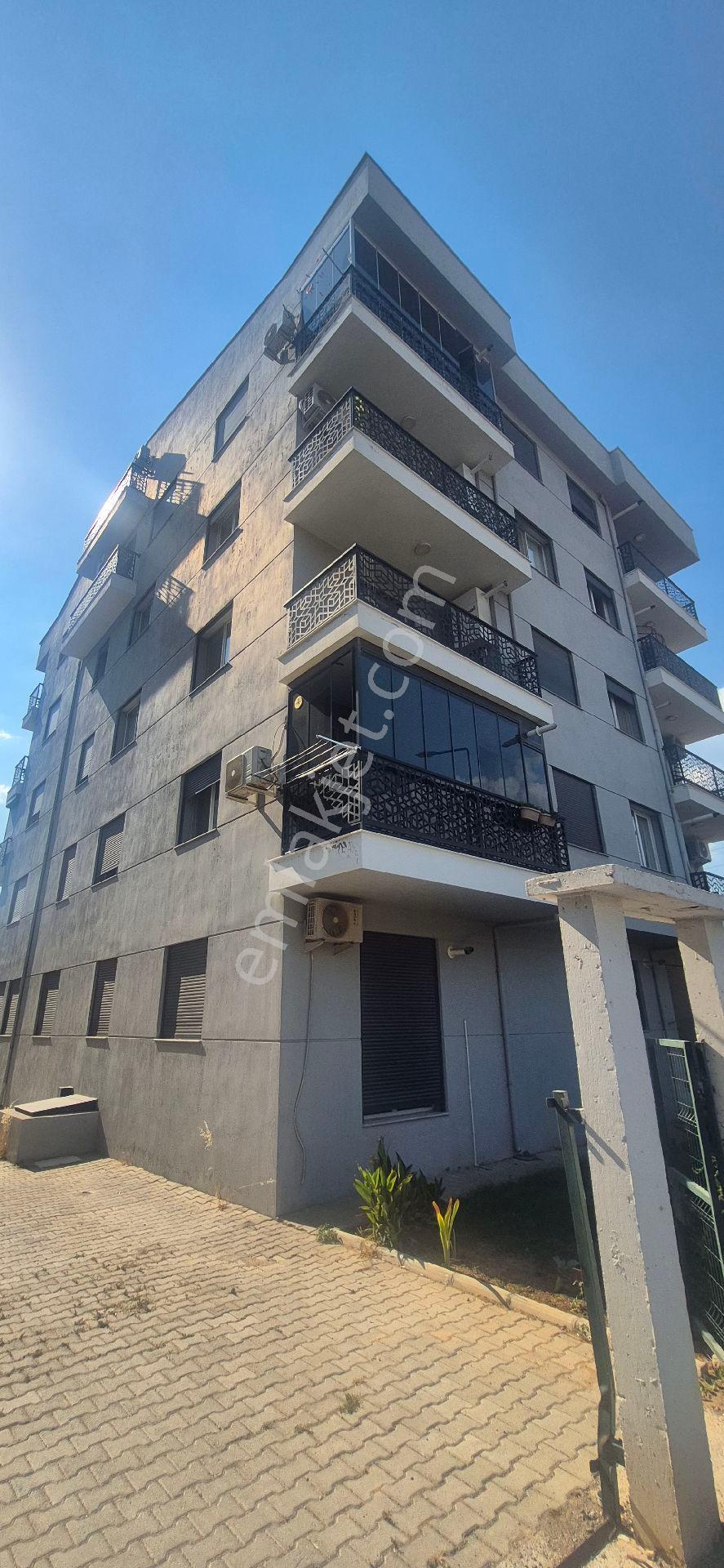 Bornova Doğanlar Da 1+1 Kiralık Daire