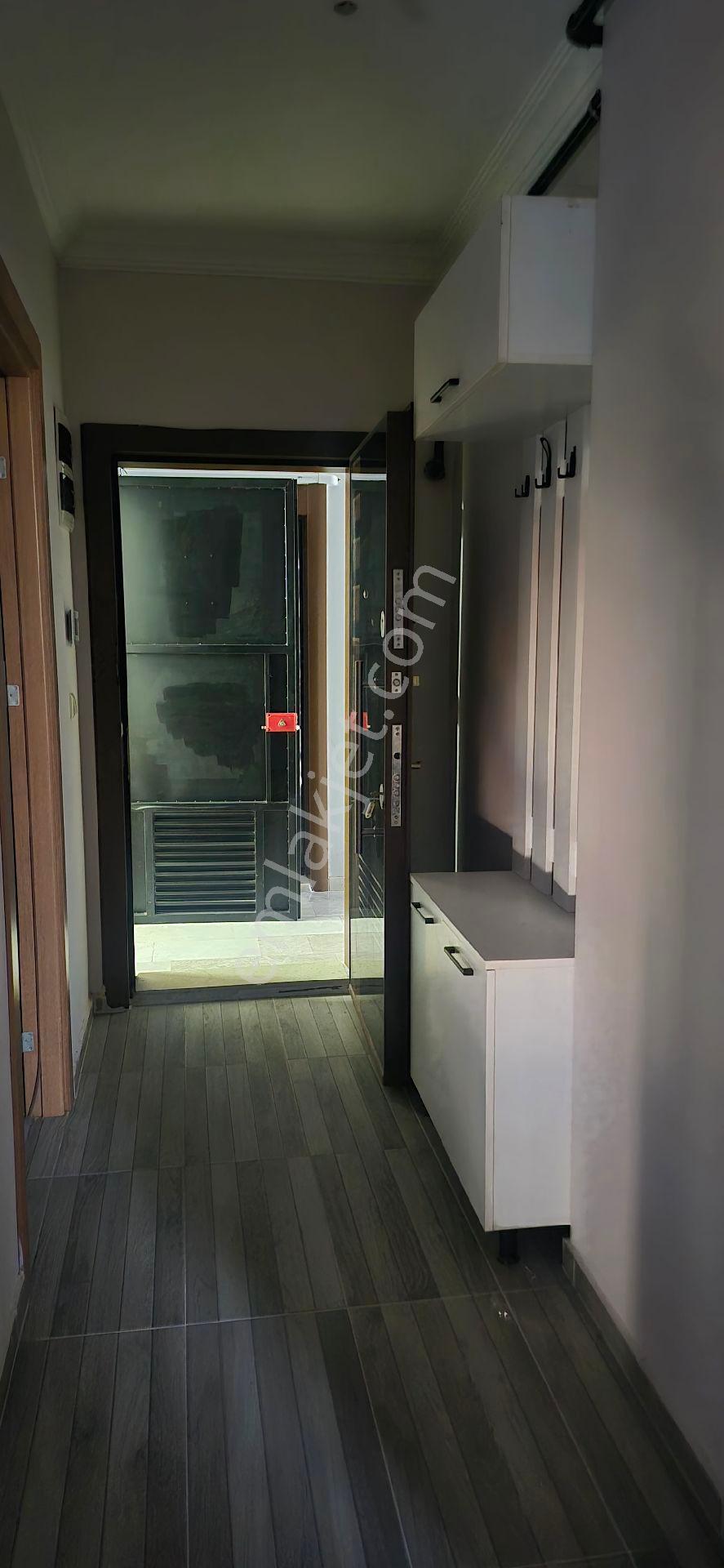 Bornova Doğanlar Da 1+1 Kiralık Daire - Görsel 13