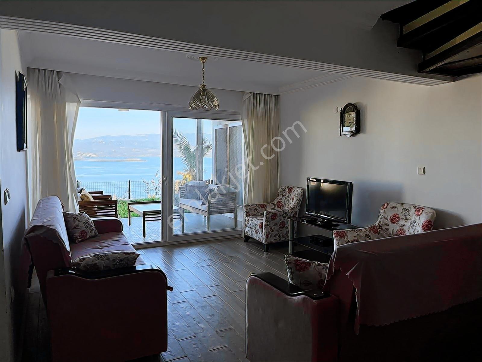 Bodrum Boğaziçi Başaksitesi Müthiş Manzaralı Eşyalı Fırsat Villa - Görsel 25