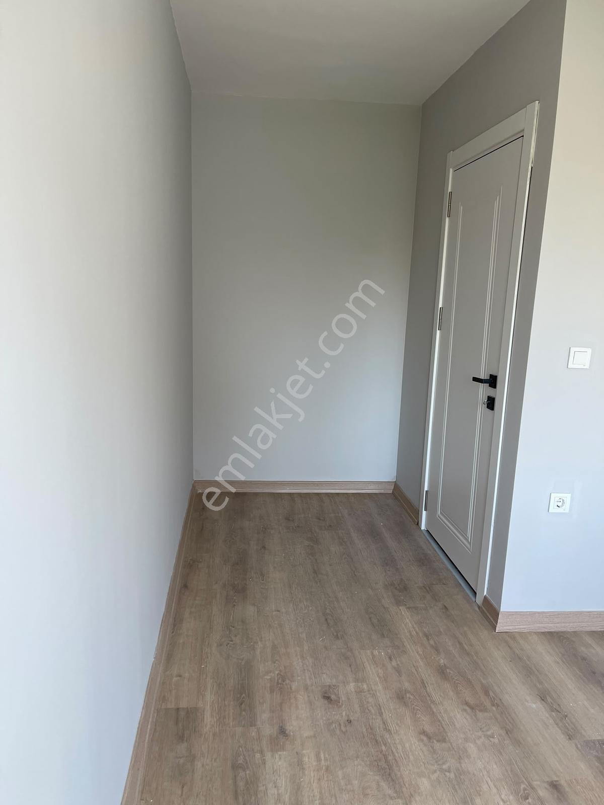 Büyükçekmece Denize 350 Mt Kiralık Ara Kat Asansörlü Sıfır 2+1 - Görsel 30