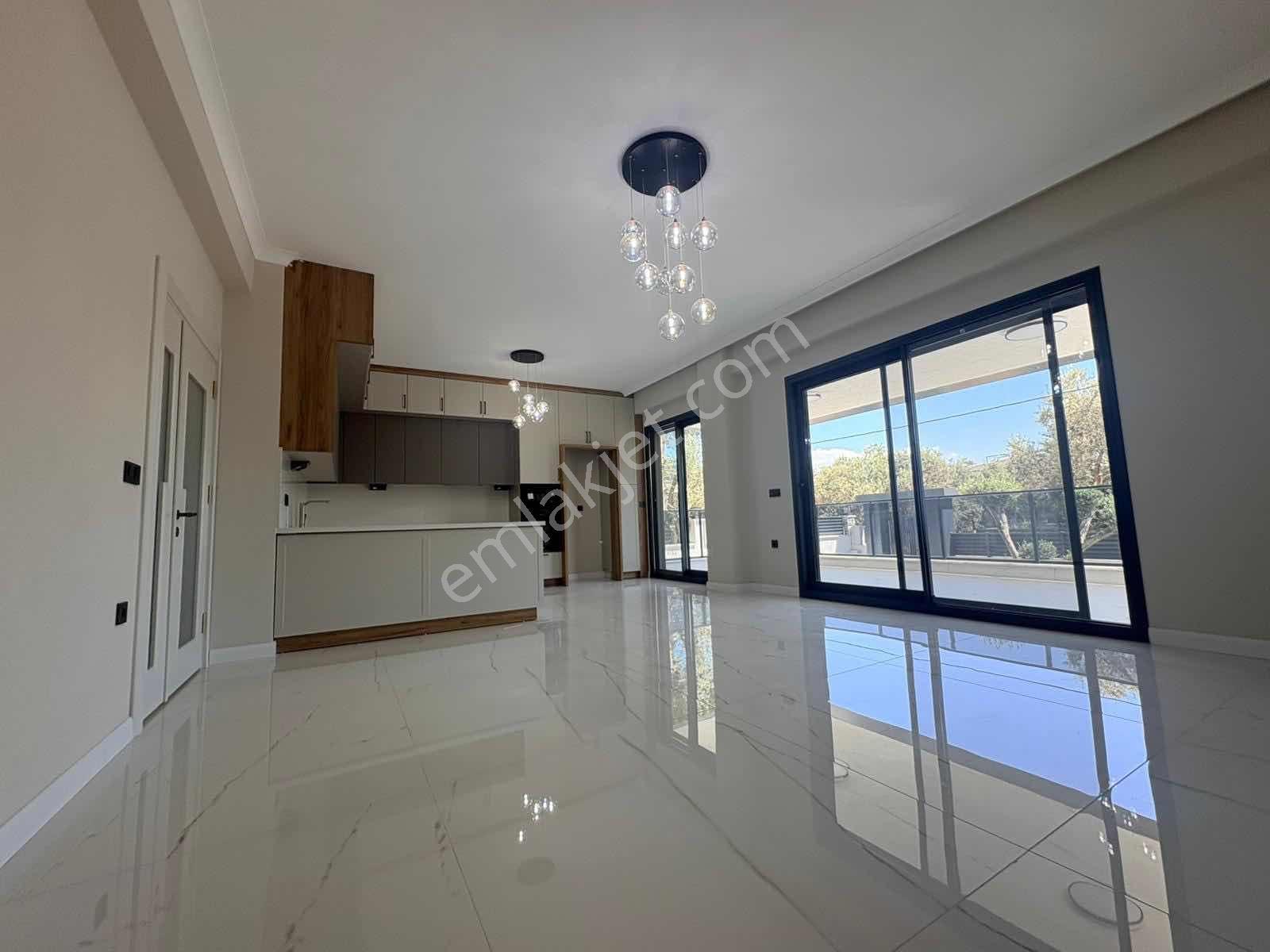 Avcı'dan Güre'de Tam Müstakil 350m2 Arsalı Villa - Görsel 8