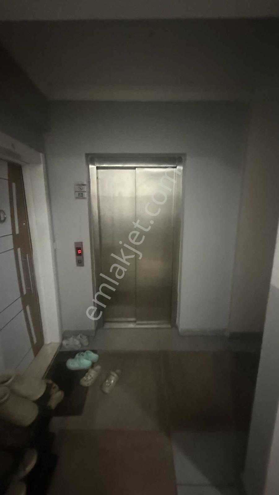 Yeşilyurt Vatan Mah. 2+1, 1. Kat, 3 Balkonlu, Satılık Daire - Görsel 5