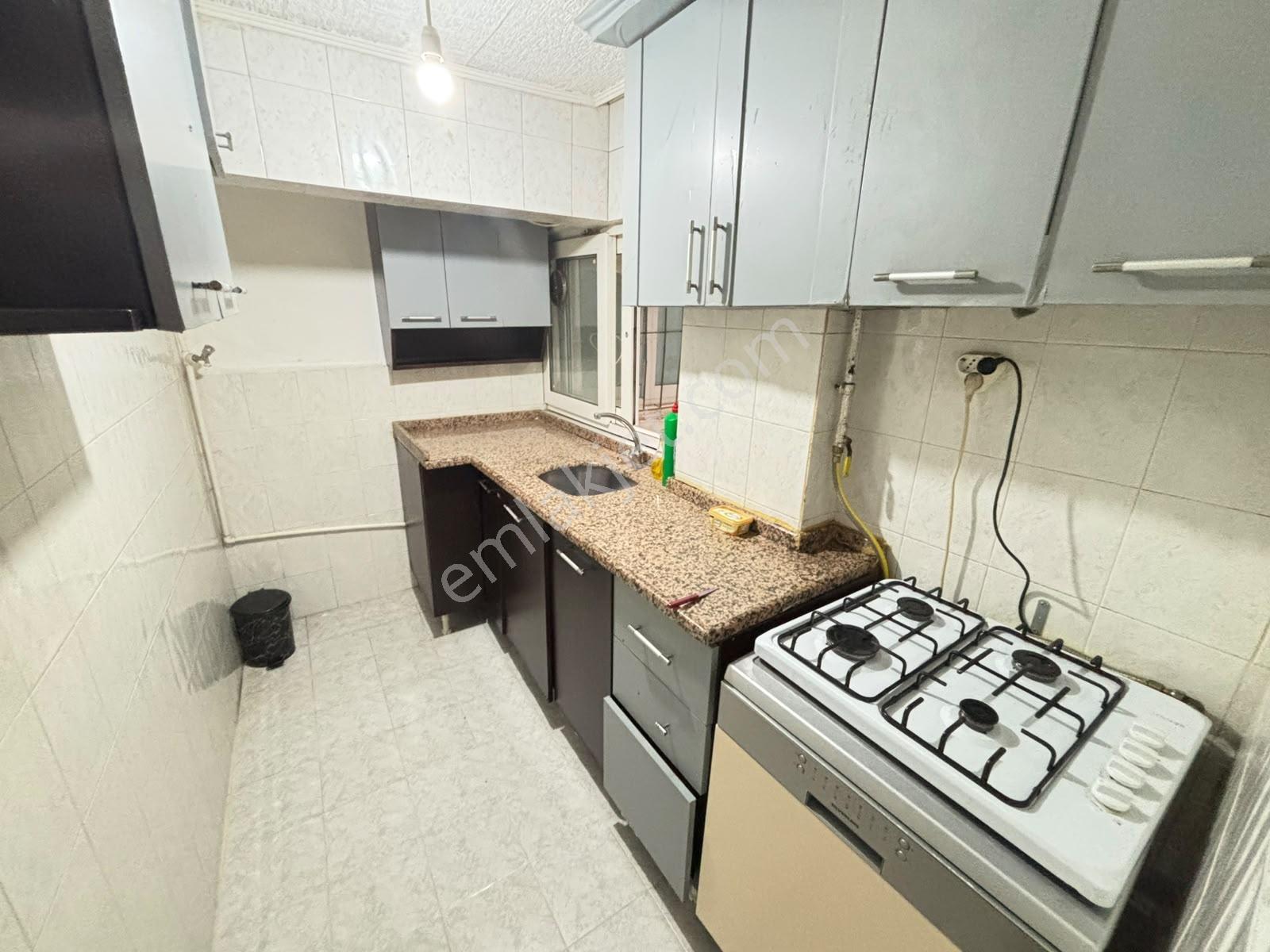 Üsküdar Merkez'e Çok Yakın 2+1 Bahçe Katı Kiralık Daire** - Görsel 20