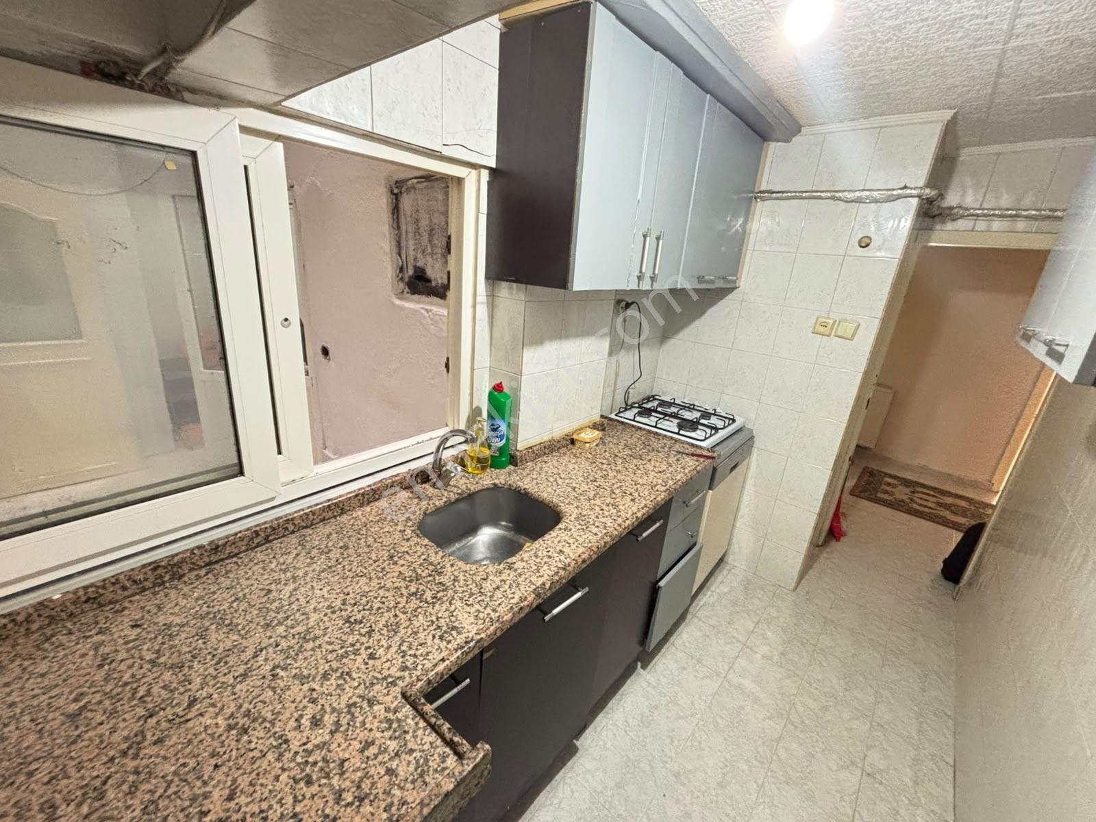 Üsküdar Merkez'e Çok Yakın 2+1 Bahçe Katı Kiralık Daire** - Görsel 6