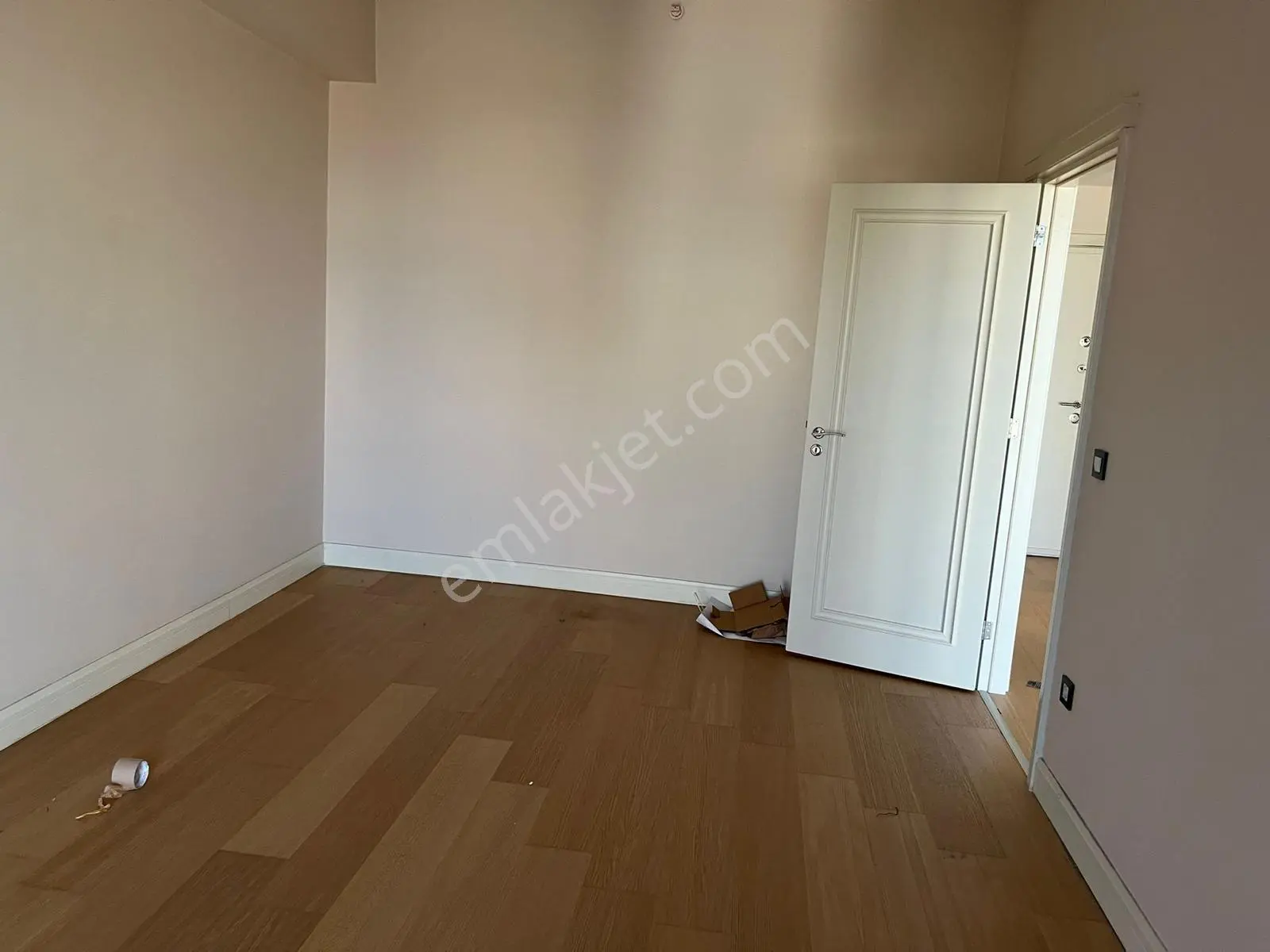 Kiptaş Venezia Mega 1+1 Kiralık Boş Avm Mnzr. Kare Salon Daire - Görsel 5