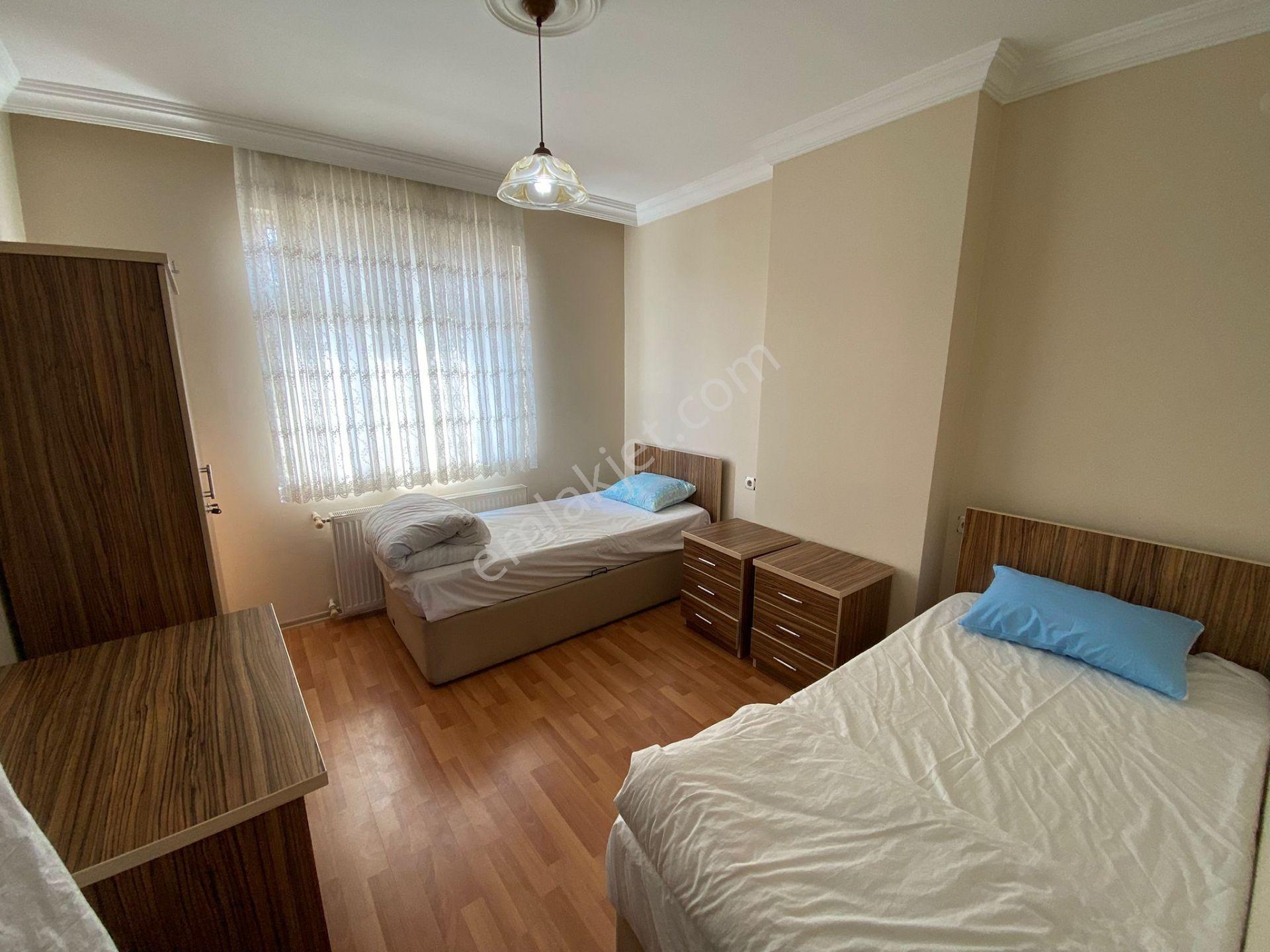 Yalı Gayrimenkulden Tüm Faturalar Dahil Erkek 1+1 Eşyalı Daire - Görsel 5