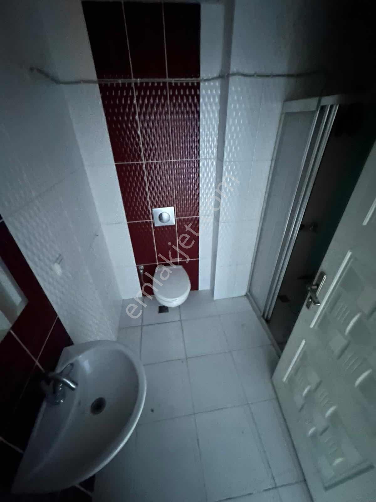 Gündoğdu Mahallesi Satılık 2+1 Y.giriş Daire - Görsel 3