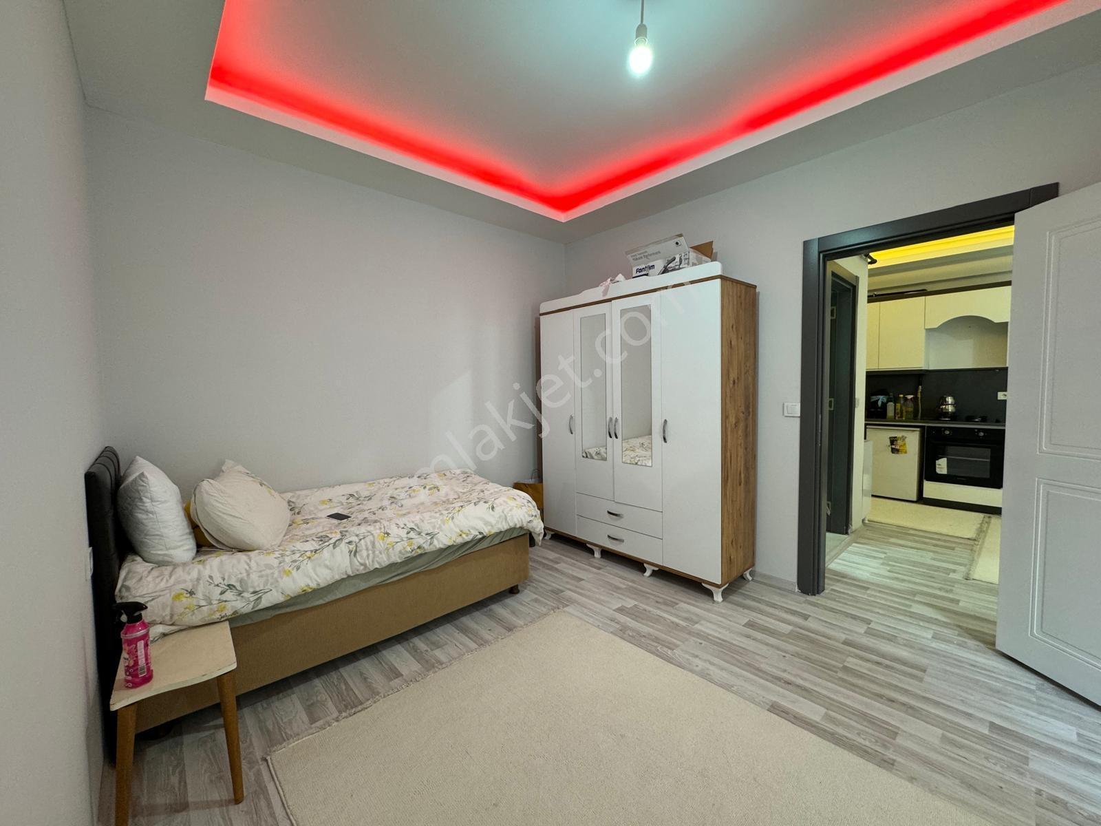 Azk'den Özenle Dizayn Edilmiş 1+1 Ful Eşyalı Dairemiz Kiralıktır - Görsel 21