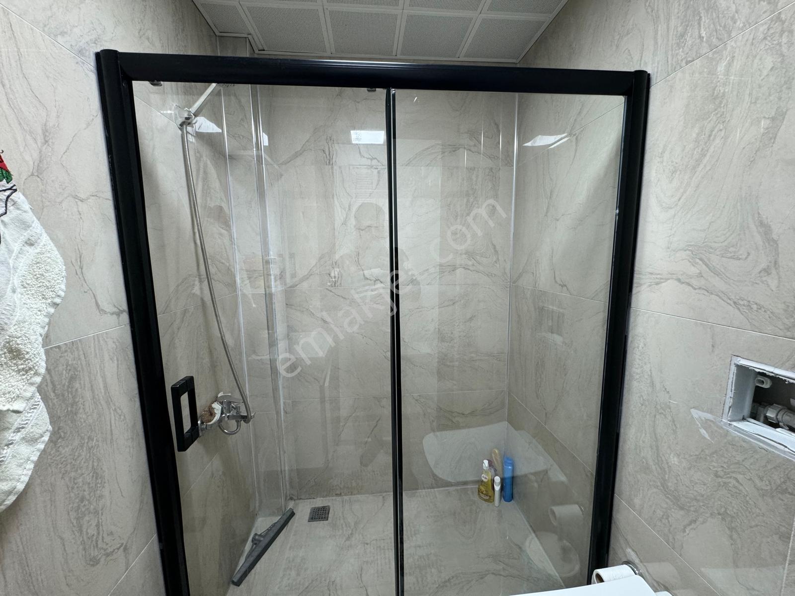 Azk'den Özenle Dizayn Edilmiş 1+1 Ful Eşyalı Dairemiz Kiralıktır - Görsel 27