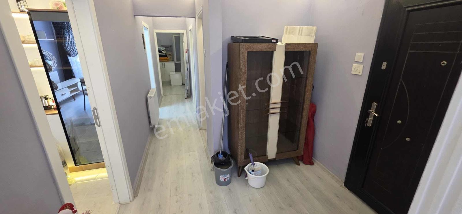 Alaybeyde Park Karşısı Tadilatlı Doğalgazlı 2+1 Masrafsız - Görsel 15