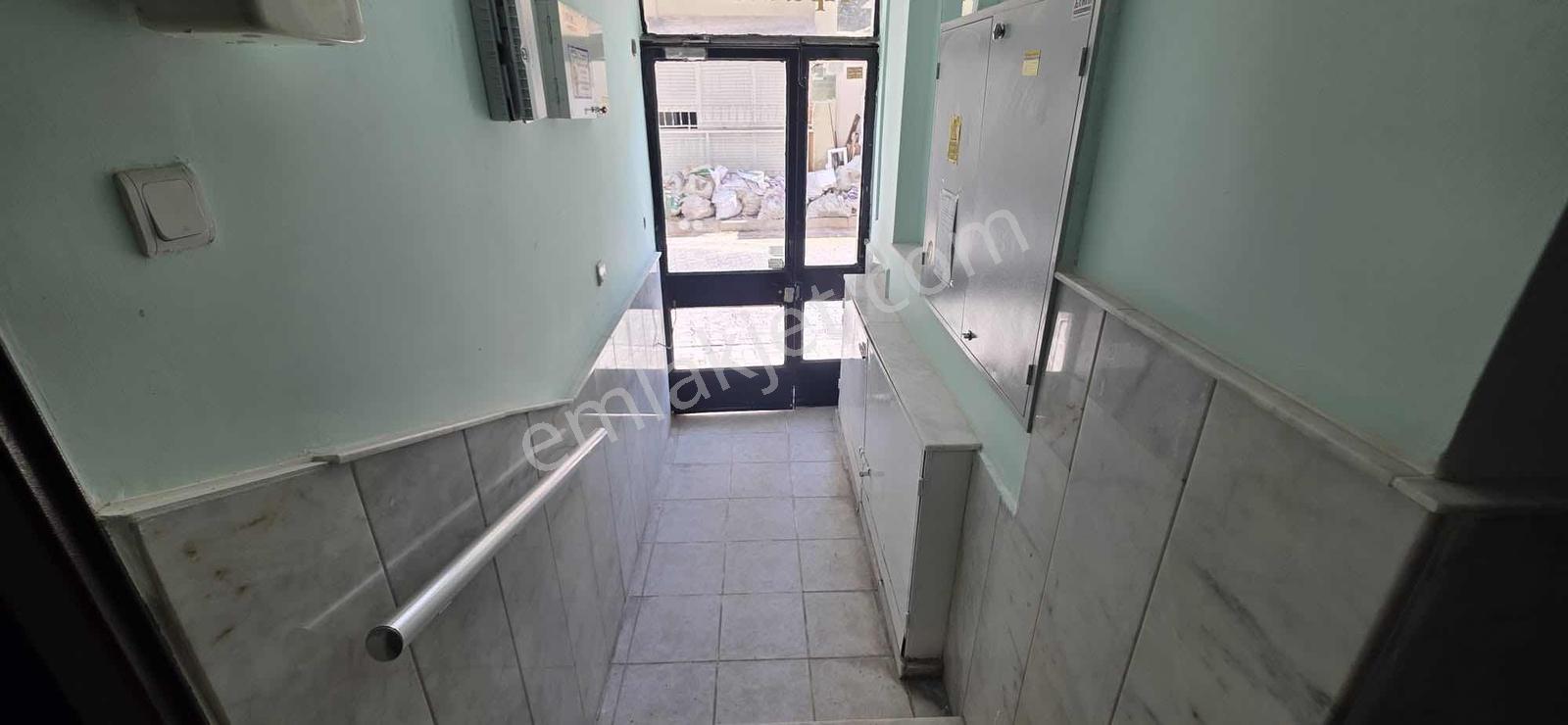 Alaybeyde Park Karşısı Tadilatlı Doğalgazlı 2+1 Masrafsız - Görsel 27