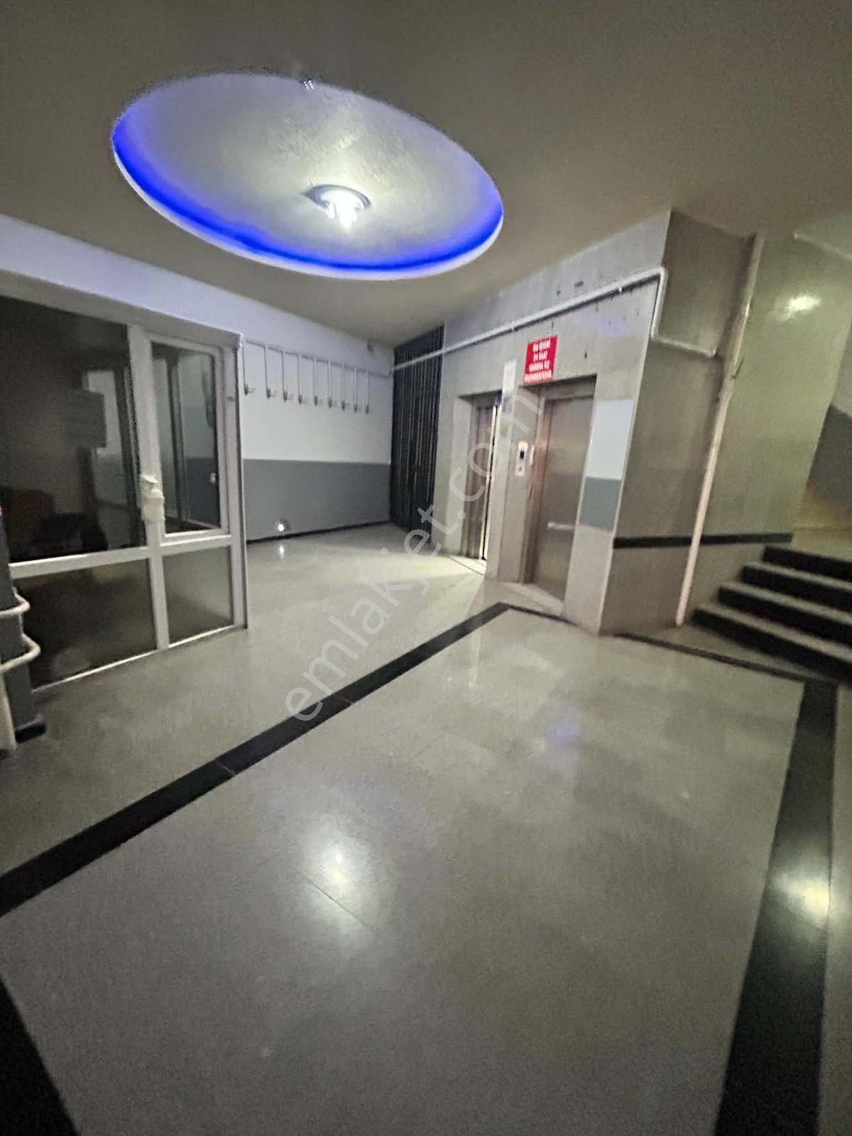 Taşpınar Gayrimenkulden Çarşı Merkezinde Kiralık 2+1 Ofis&büro - Görsel 3
