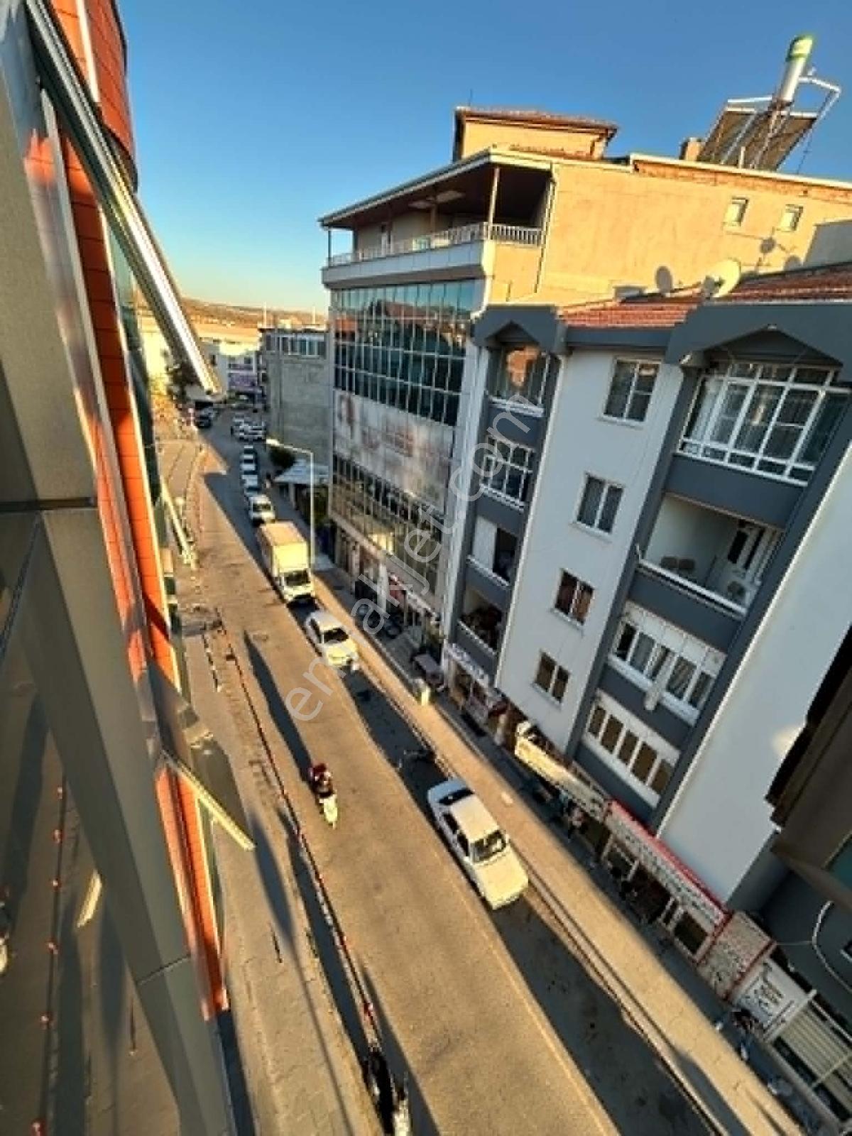 Taşpınar Gayrimenkulden Çarşı Merkezinde Kiralık 2+1 Ofis&büro - Görsel 9