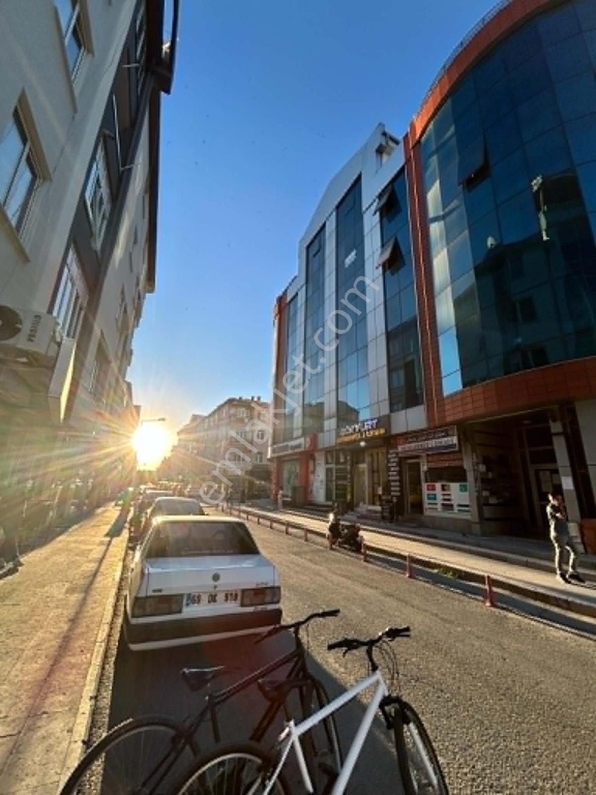 Taşpınar Gayrimenkulden Çarşı Merkezinde Kiralık 2+1 Ofis&büro - Görsel 21