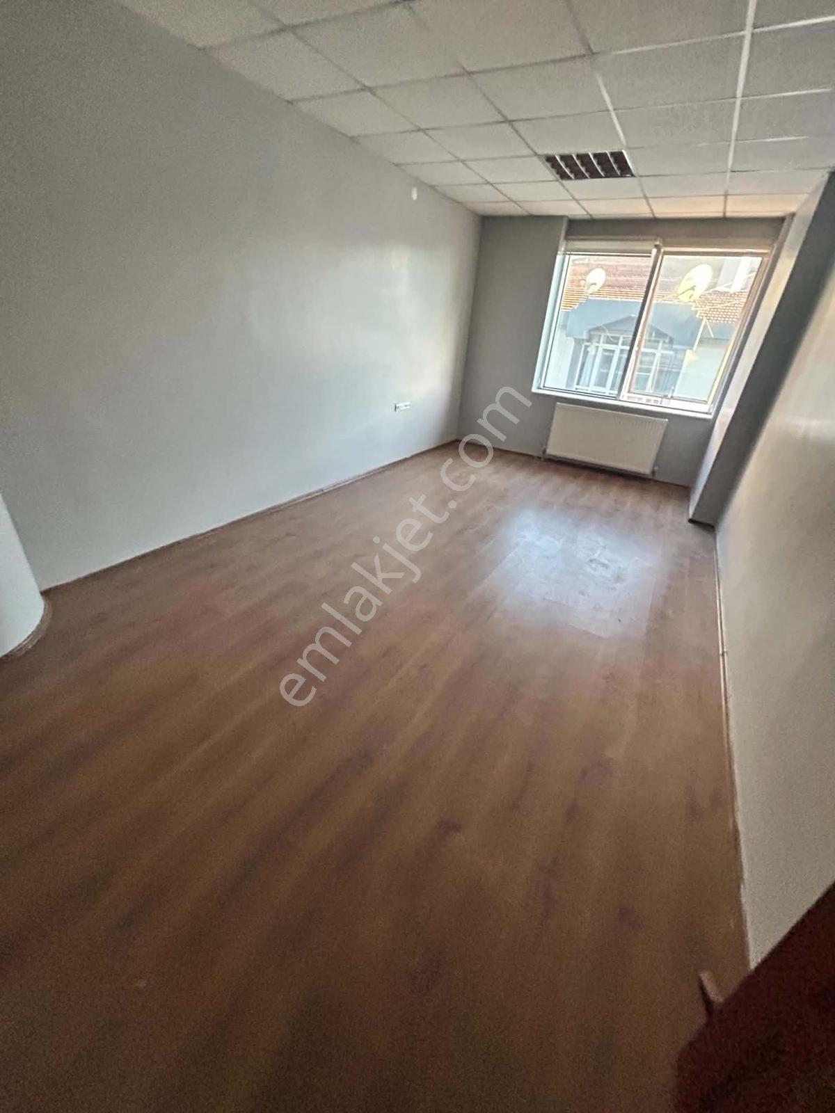 Taşpınar Gayrimenkulden Çarşı Merkezinde Kiralık 2+1 Ofis&büro - Görsel 7