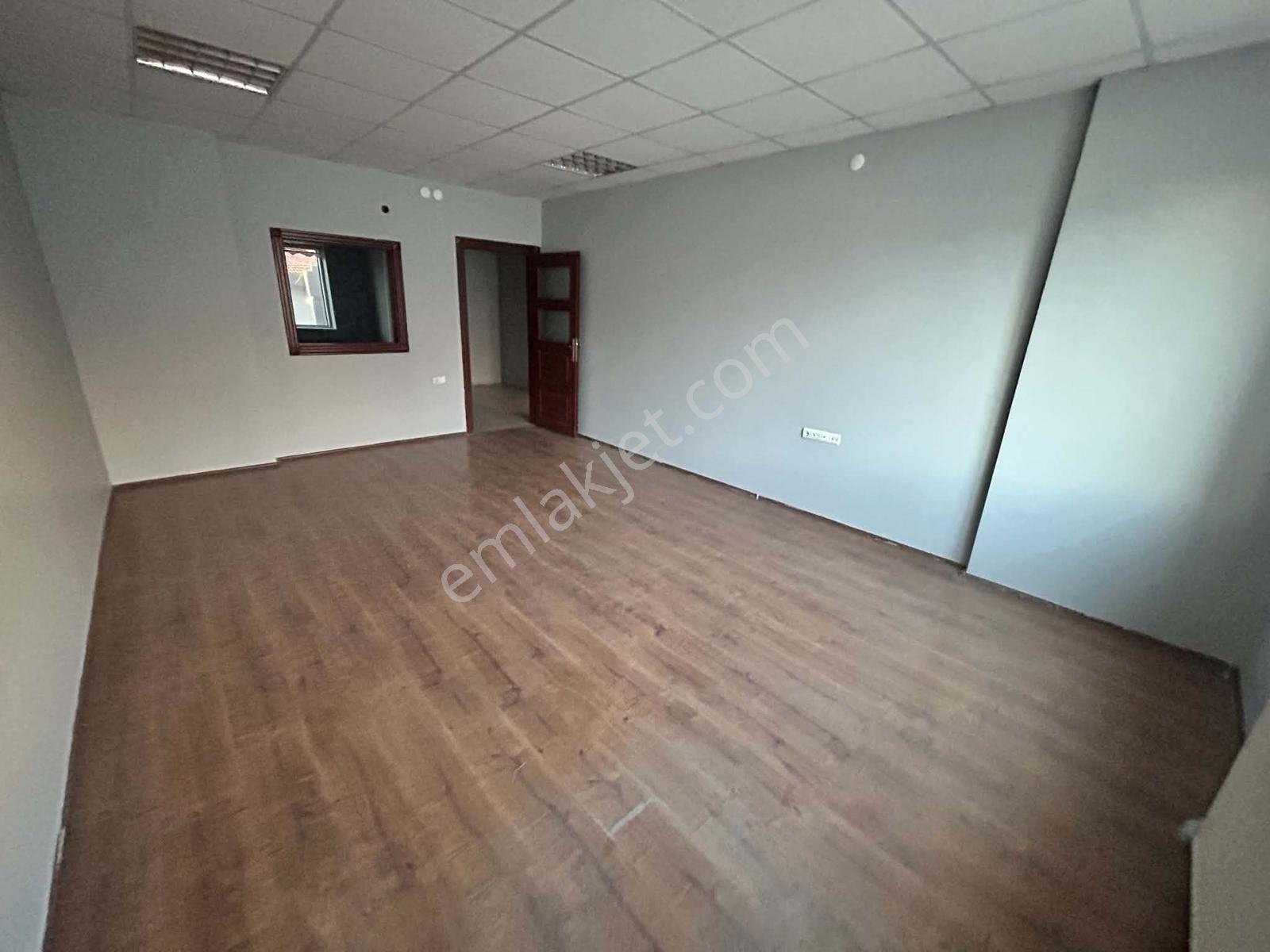 Taşpınar Gayrimenkulden Çarşı Merkezinde Kiralık 2+1 Ofis&büro - Görsel 5