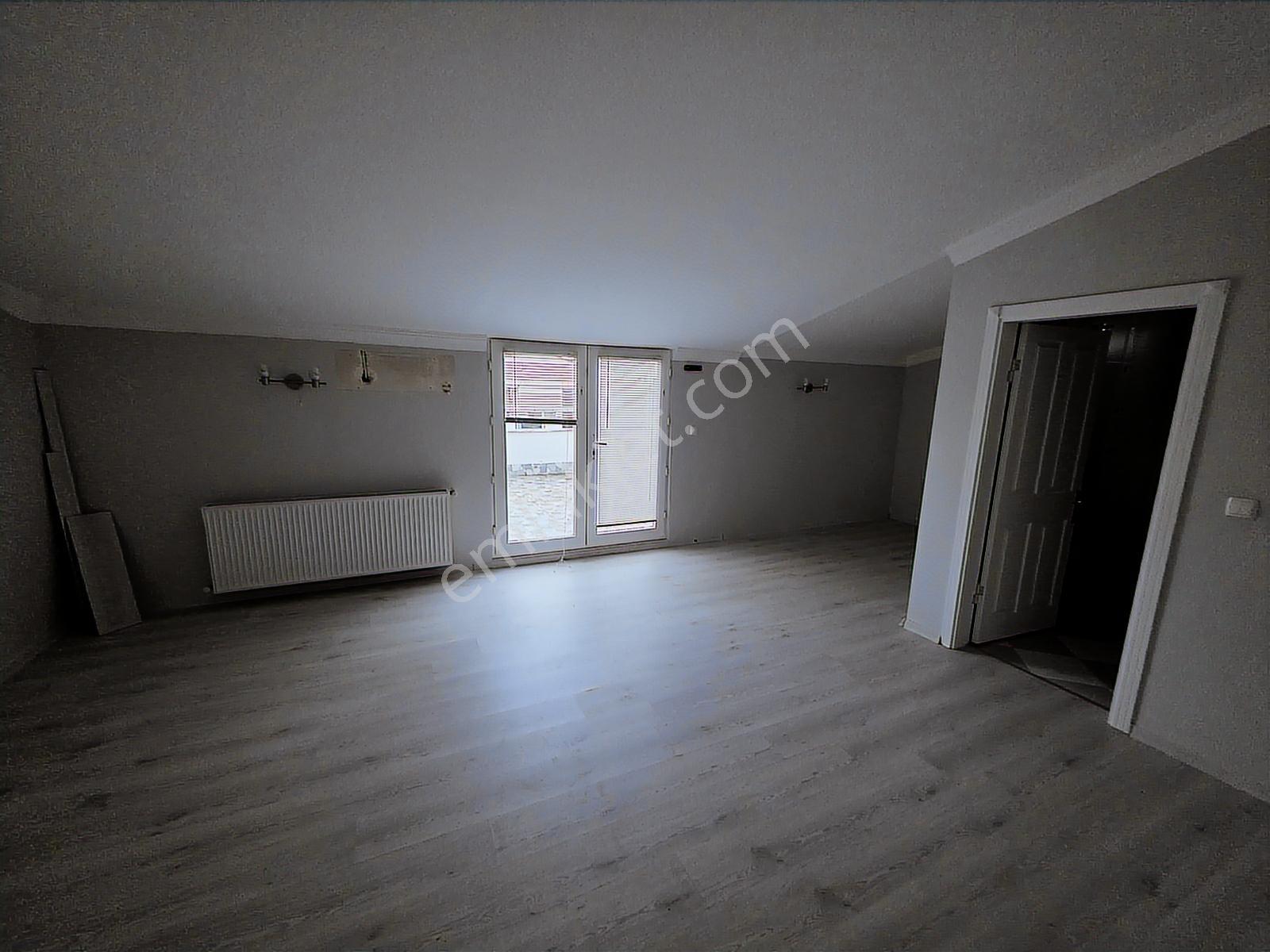 İzmit Kuruçeşme'de Havuzlu, Otoparklı,site İçi,satılık 4+1 Daire - Görsel 20