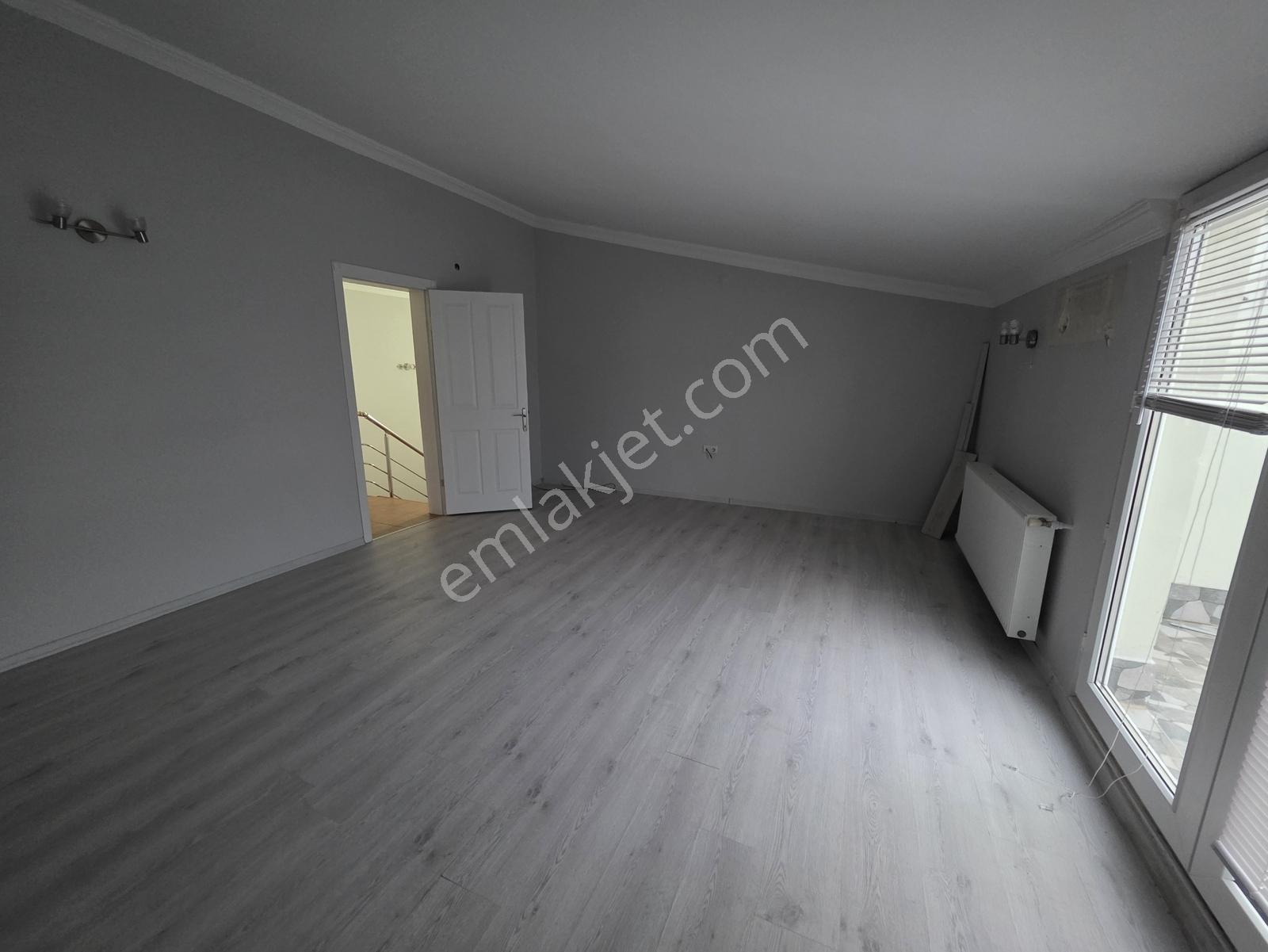 İzmit Kuruçeşme'de Havuzlu, Otoparklı,site İçi,satılık 4+1 Daire - Görsel 29