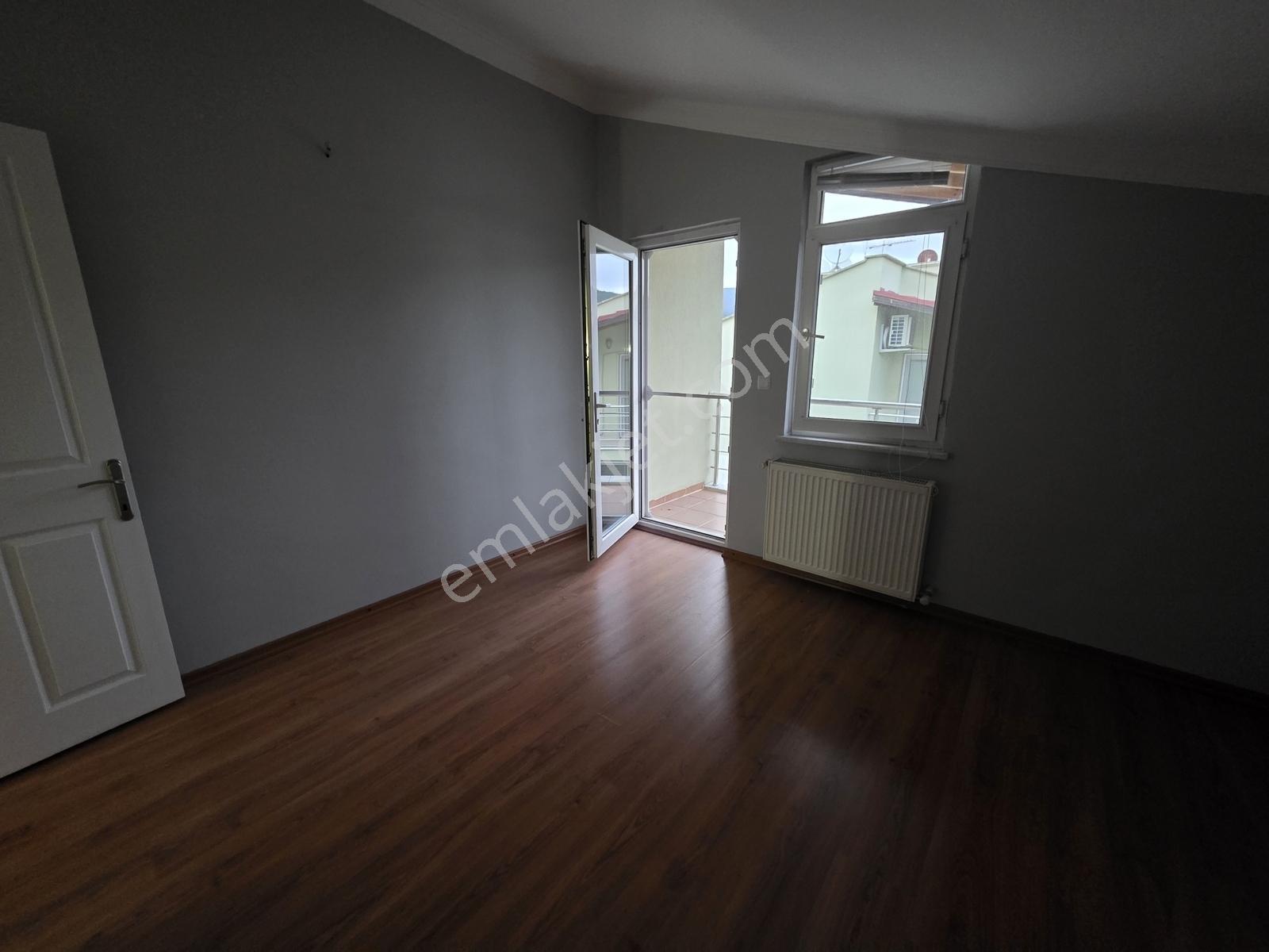 İzmit Kuruçeşme'de Havuzlu, Otoparklı,site İçi,satılık 4+1 Daire - Görsel 30