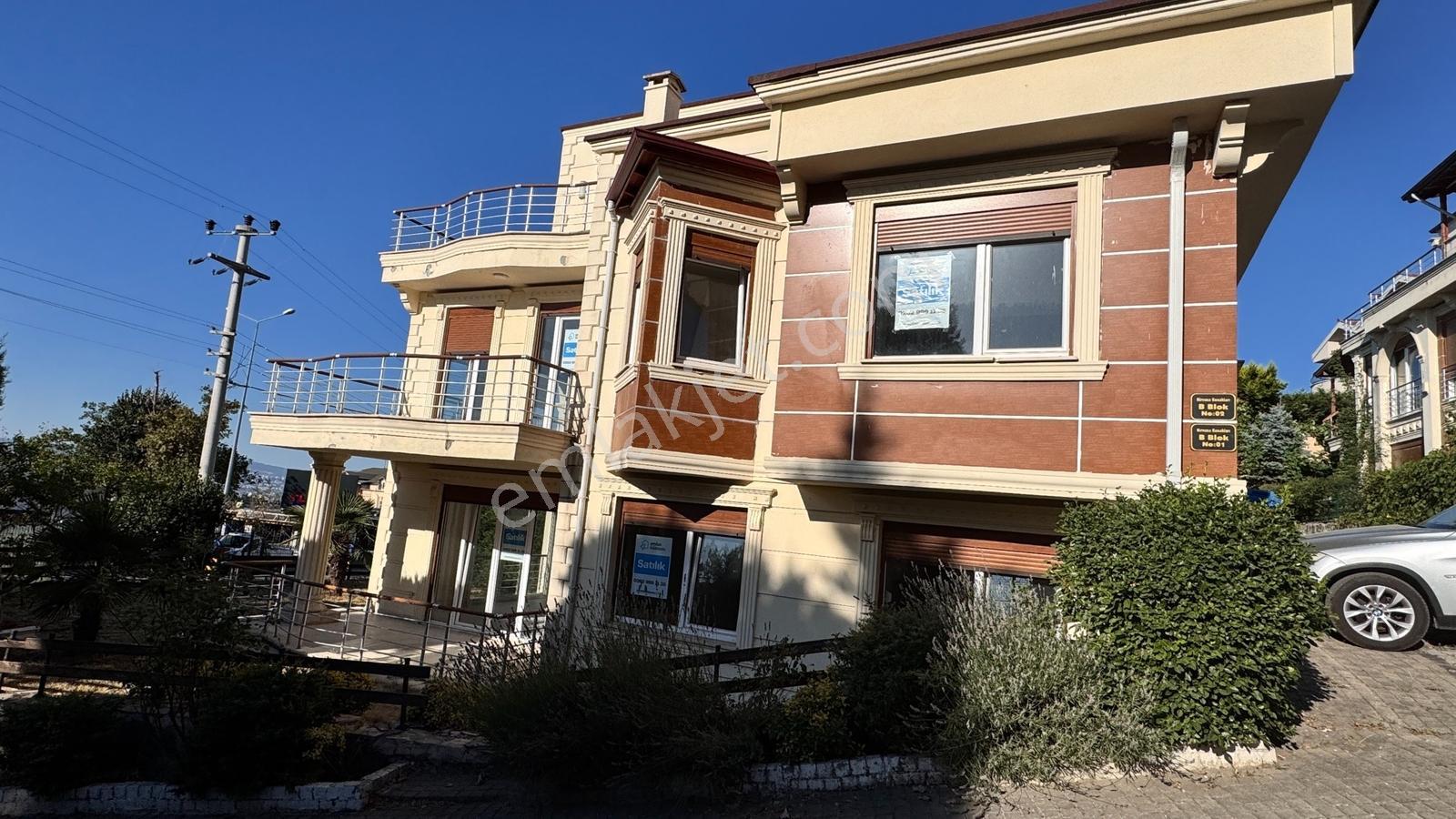 Başiskele Nirvana Konaklarında Satılık 4+2 Villa - Görsel 31