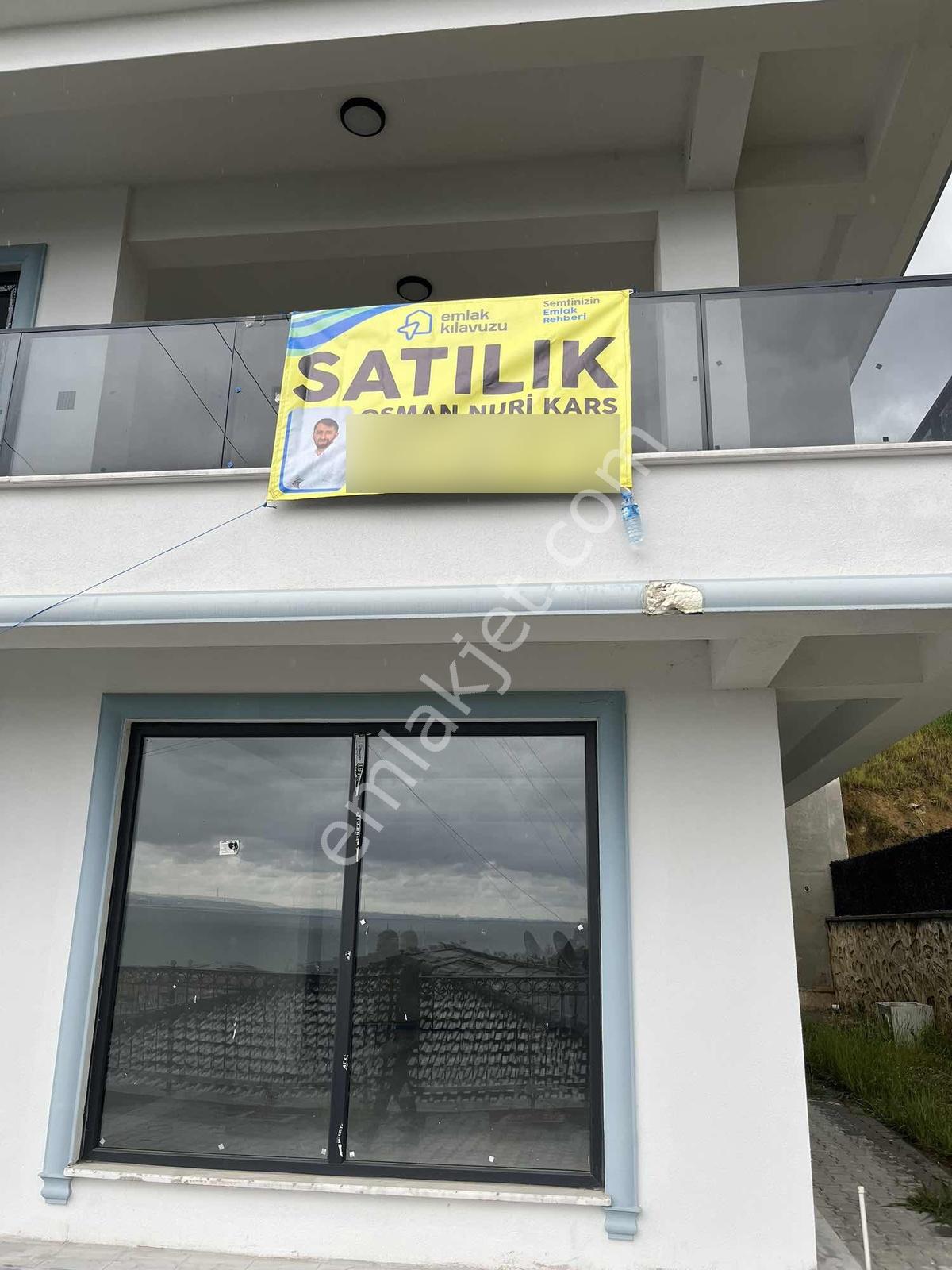 Köprü Ve Deniz Manzaralı Sıfır Satılık İkiz Villa - Görsel 11