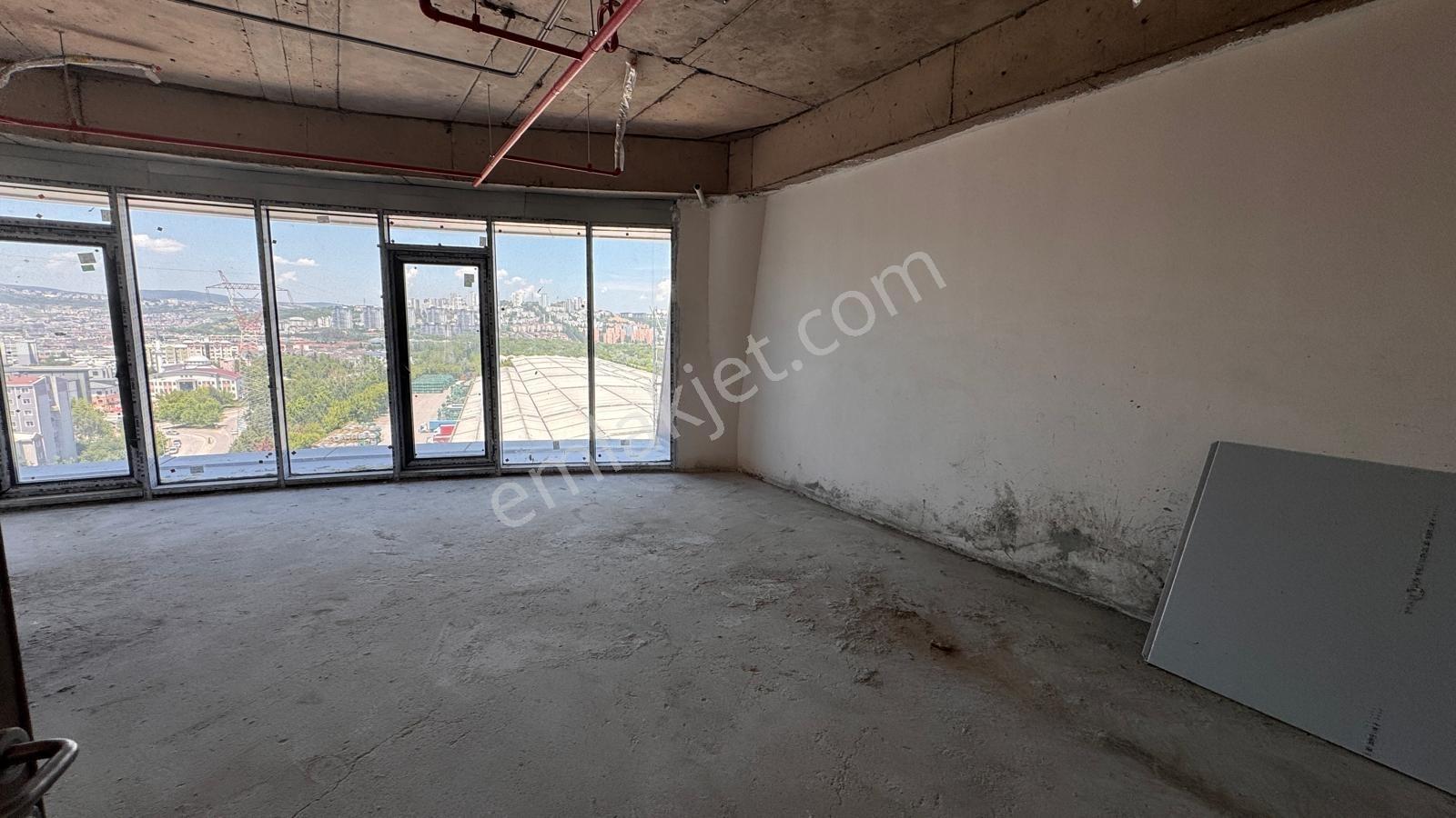 262 Towers'ta Geniş 1+0 Ofis - Görsel 15