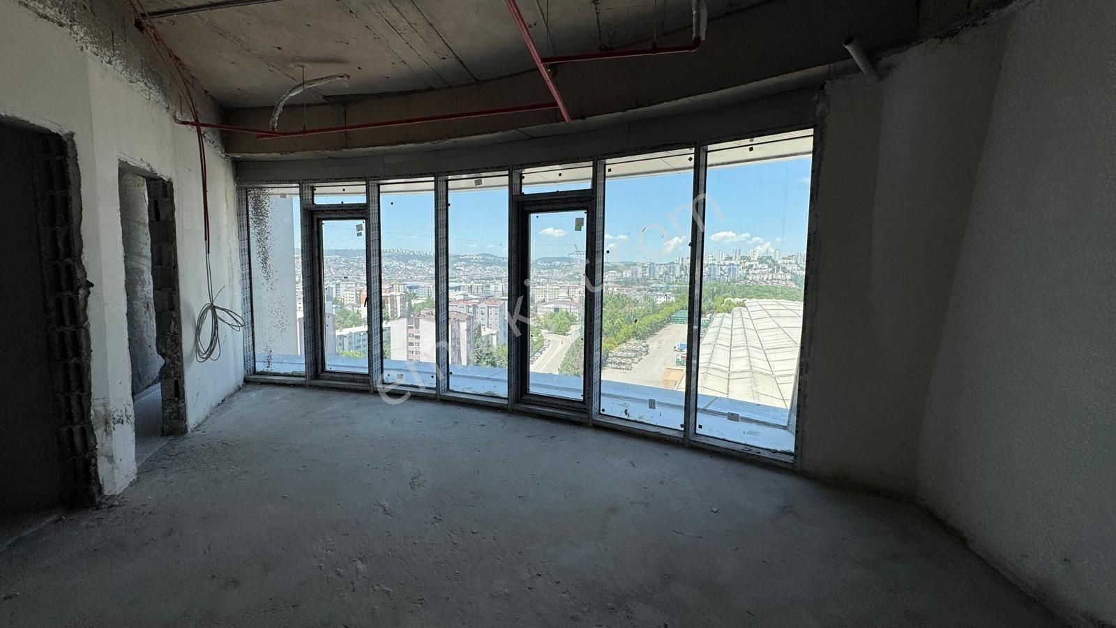 262 Towers'ta Geniş 1+0 Ofis - Görsel 5