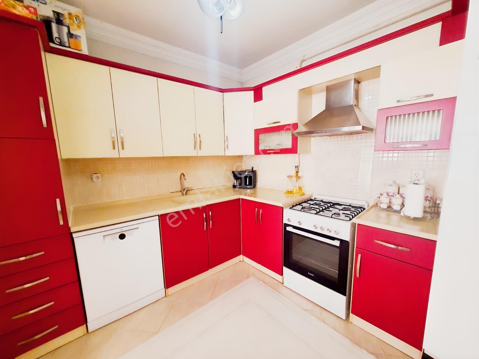 Anıl Gayrimenkul'den Sahile 2 Dk.140m2 (3+1)satılık Fırsat Daire - Görsel 6