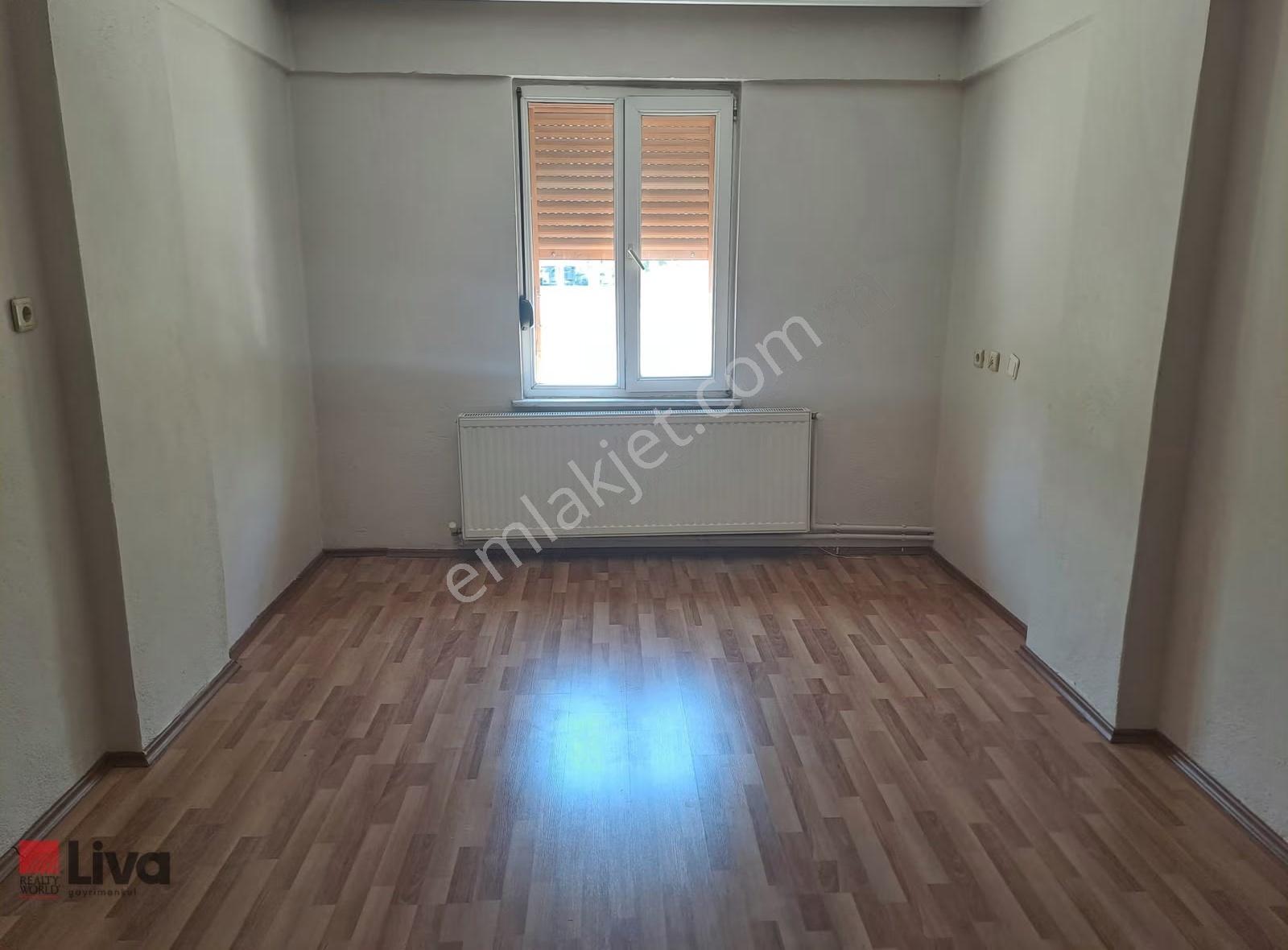 Livadan 1nolu Sağlık Ocağı Yakını Cadde Üzeri Kiralık 2+1 Daire - Görsel 14