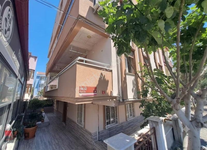 Livadan 1nolu Sağlık Ocağı Yakını Cadde Üzeri Kiralık 2+1 Daire - Görsel 5
