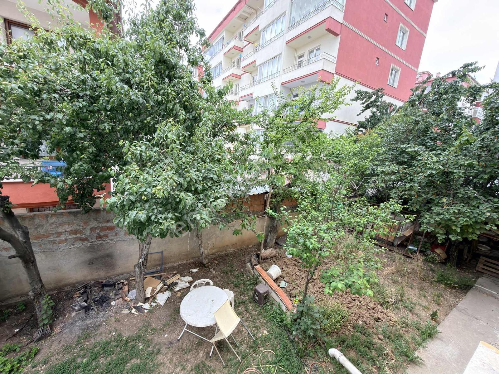 Arzum Gayrimenkul Danışmanlıktan Kafeler Caddesi Altında 3+1 - Görsel 20