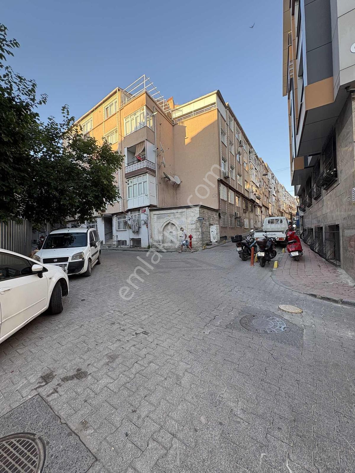 Mevlanakapıda Satılık 2+1 Bodrum Kat - Görsel 9
