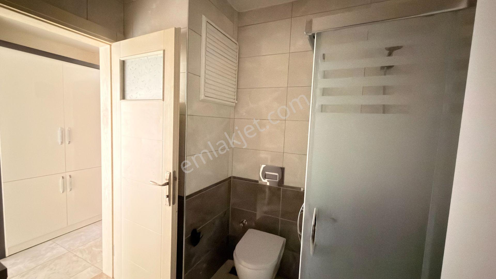 2+1, Doğalgazlı, Ayrı Mutfaklı Kiralık Daire - Görsel 32