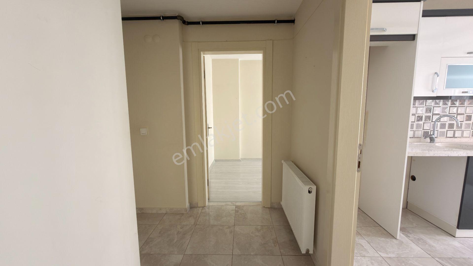 2+1, Doğalgazlı, Ayrı Mutfaklı Kiralık Daire - Görsel 22