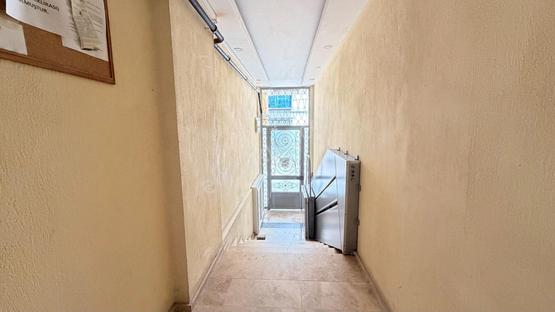 2+1, Doğalgazlı, Ayrı Mutfaklı Kiralık Daire - Görsel 8