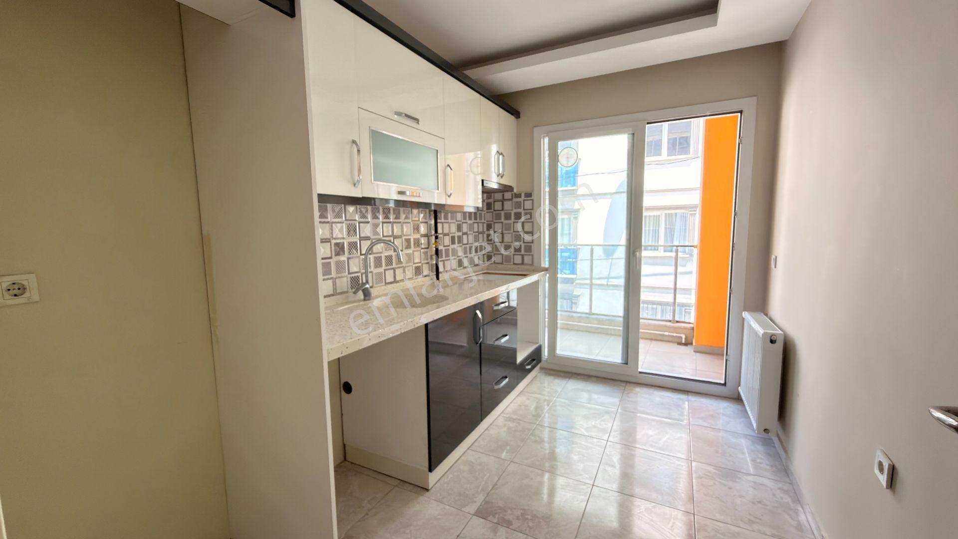 2+1, Doğalgazlı, Ayrı Mutfaklı Kiralık Daire - Görsel 23