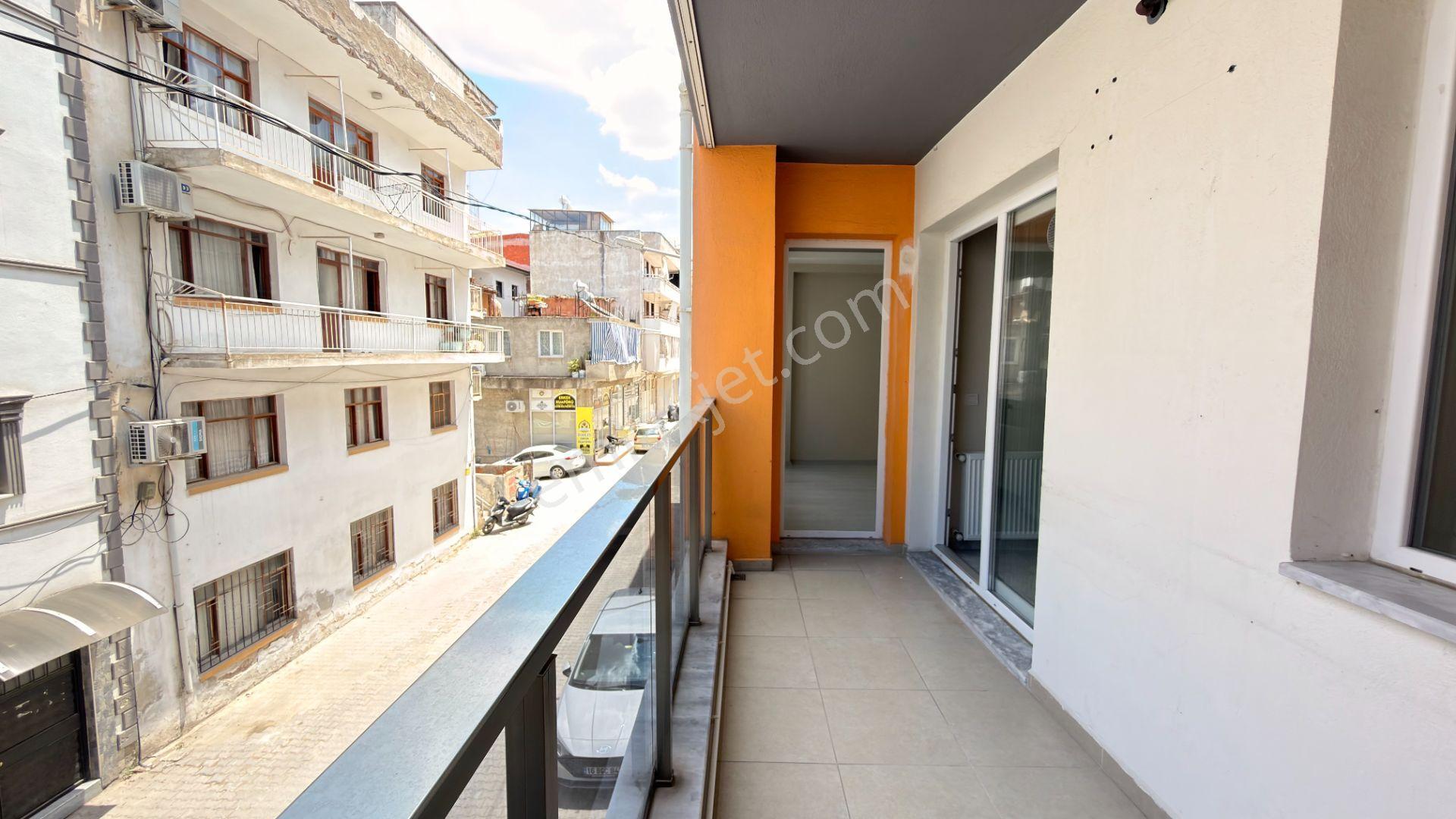 2+1, Doğalgazlı, Ayrı Mutfaklı Kiralık Daire - Görsel 30