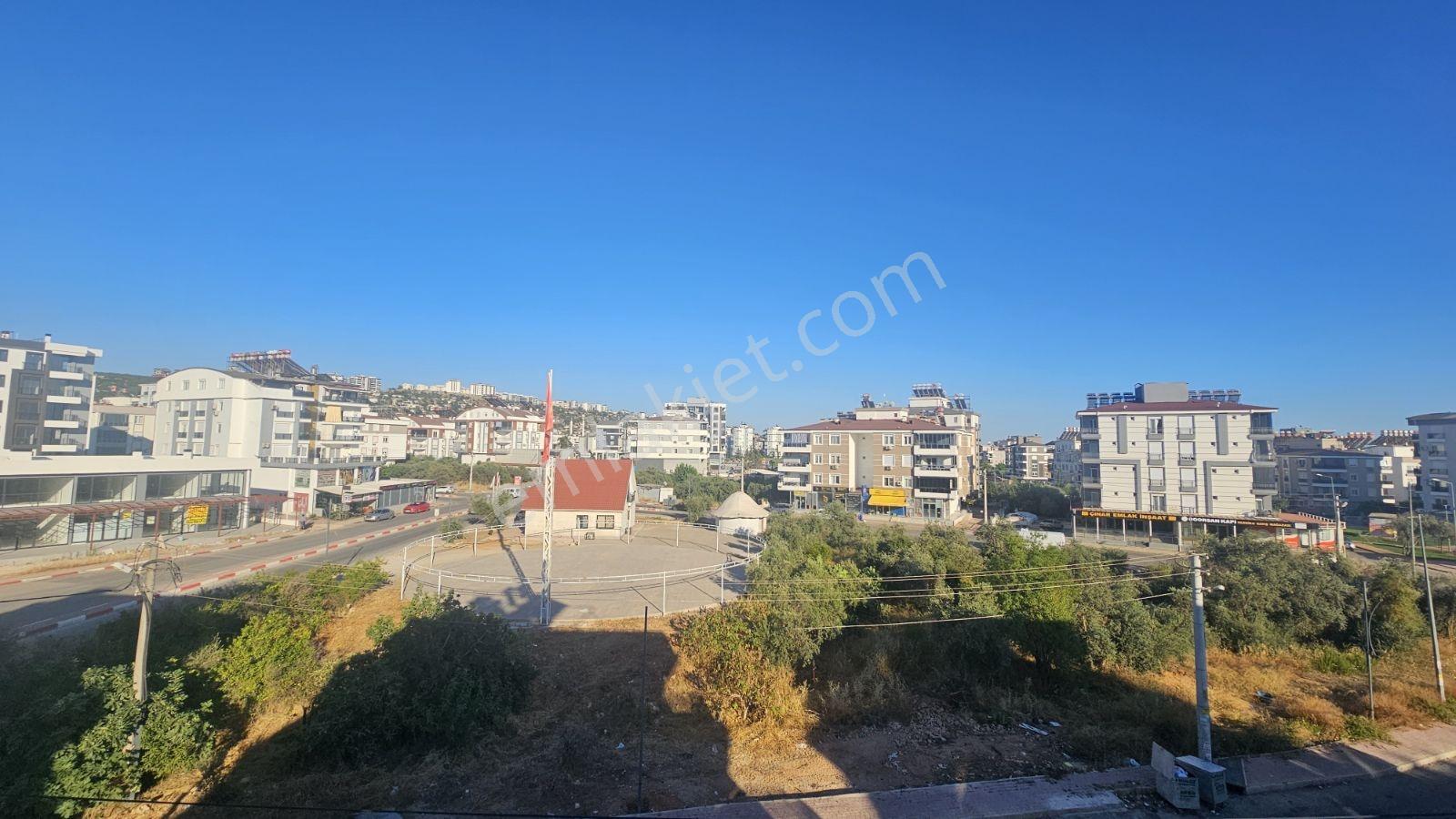 A K Mutludan Göçerlerde Geniş 2+1 Extralı Daire - Görsel 15