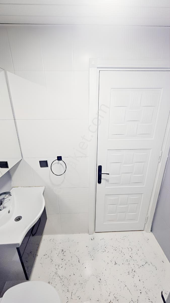 A K Mutludan Göçerlerde Geniş 2+1 Extralı Daire - Görsel 11