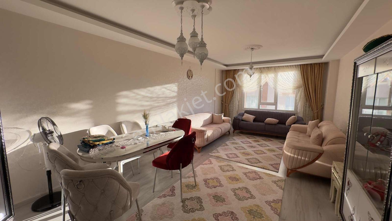 Emin Emlak Bor Başpınar Mah 3+1 170m2 Mekezi Ara Kat Ev Diare