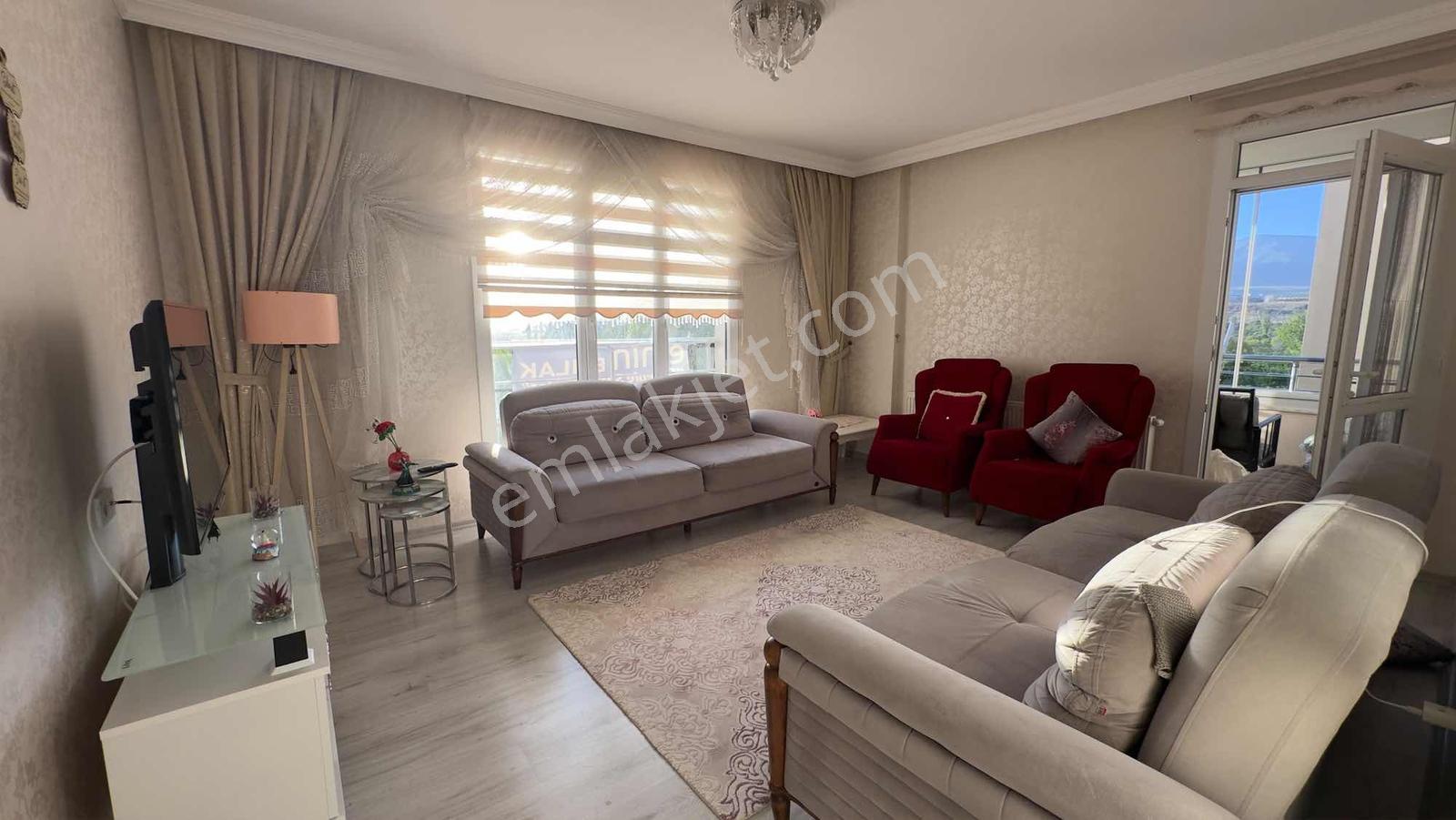 Emin Emlak Bor Başpınar Mah 3+1 170m2 Mekezi Ara Kat Ev Diare - Görsel 16