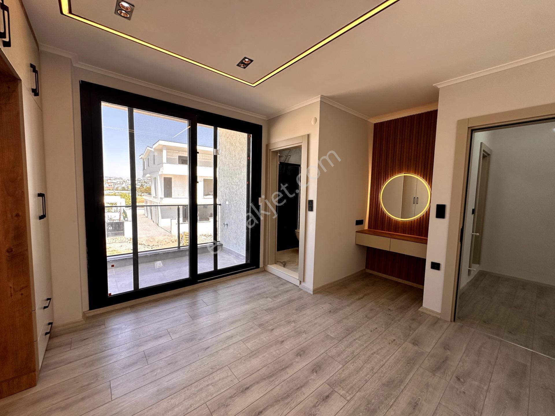Didim Hisar'da Otoparklı Sıfır 3+1 Villa - Görsel 31