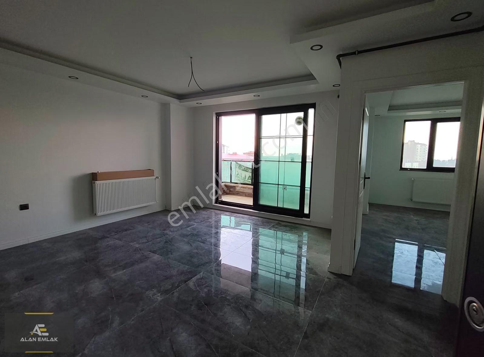Alan Emlak;denizevleri Tramvay Dur.cephe Kiralık 1+1 Daire&ofis - Görsel 3
