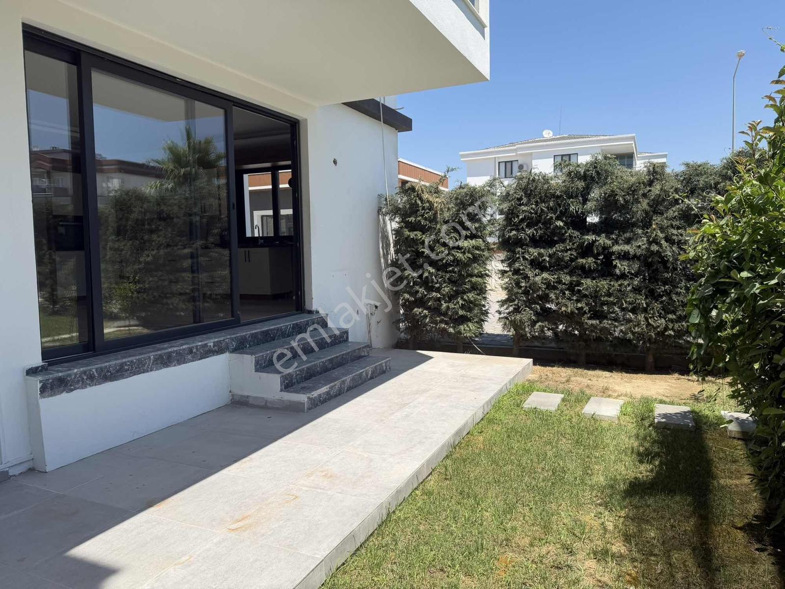 Özgün Gm'den Villalar Böl. Havuzlu Site 3+1 Kiralık Bahçe Katı - Görsel 14