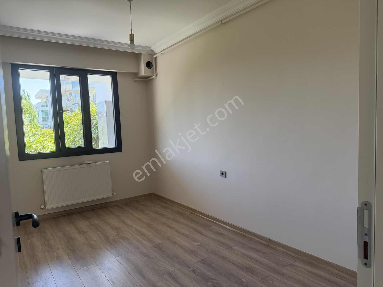 Özgün Gm'den Villalar Böl. Havuzlu Site 3+1 Kiralık Bahçe Katı - Görsel 3