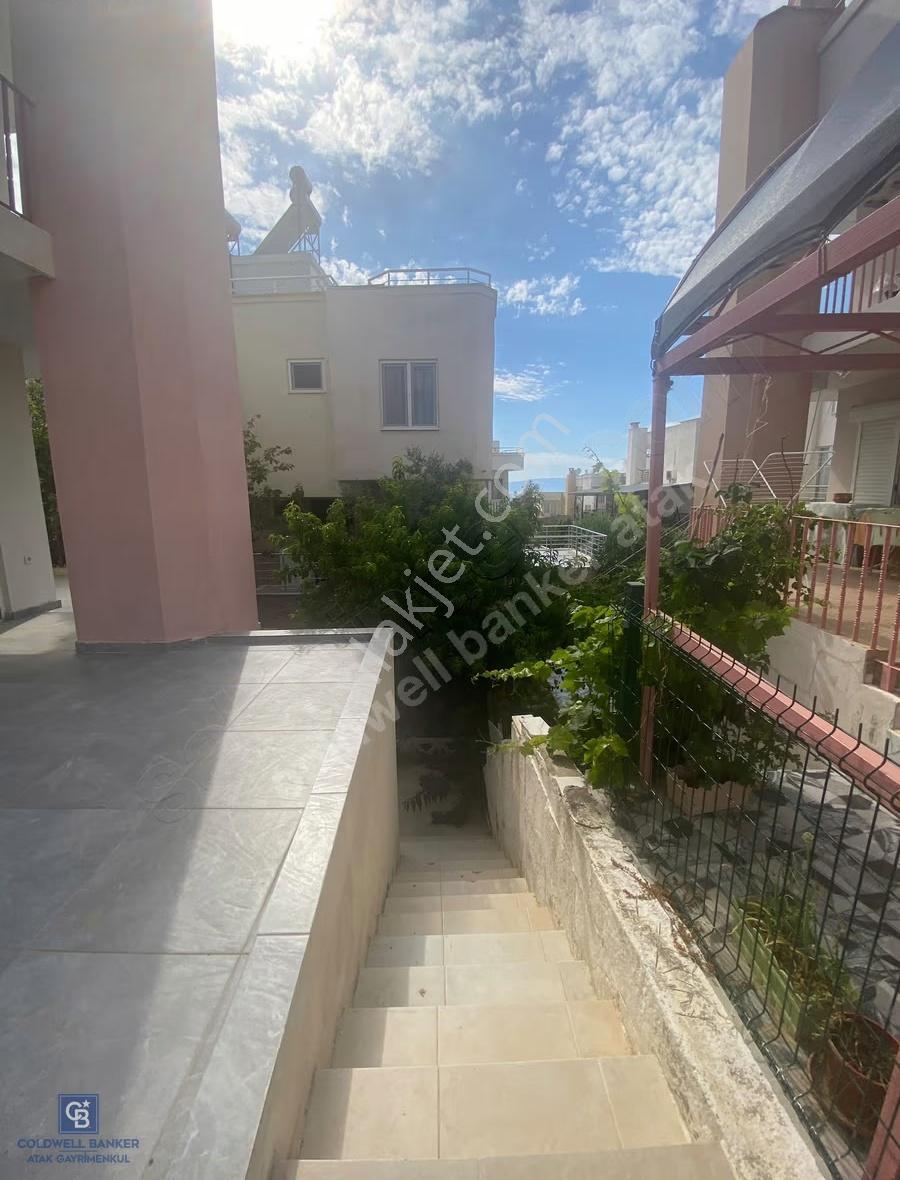 Seferihisar Doğanbey Banksis Sitesinde Satılık 4+2 Villa - Görsel 14